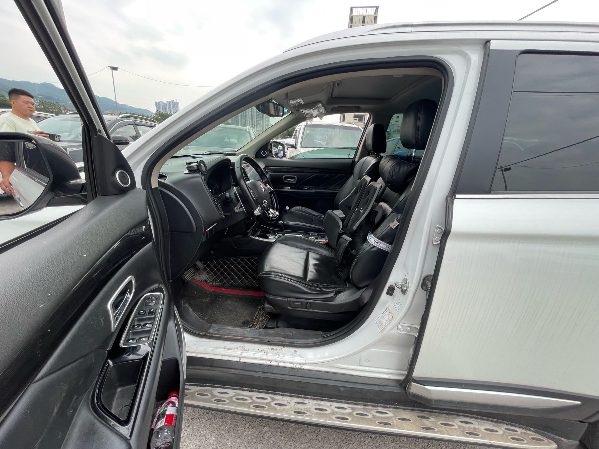 Mitsubishi Outlander 2019 2.4 CVT 4WD 5-Seater