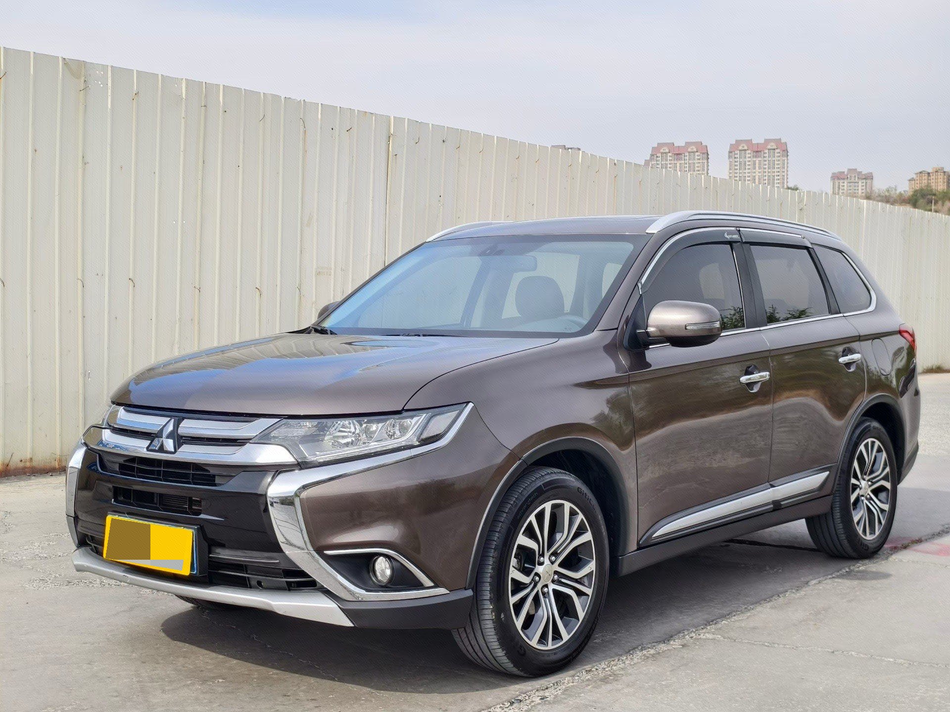 Mitsubishi Outlander 2018 2.4 CVT AWD Luxury 7-Seater