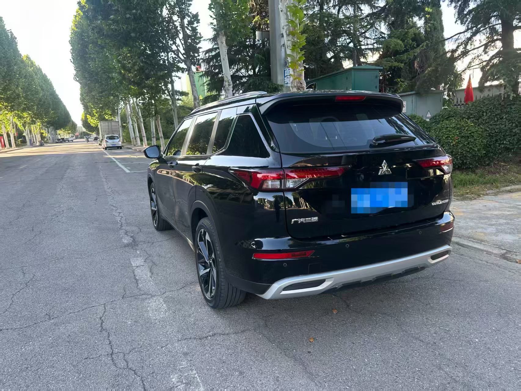 Mitsubishi Outlander 2023 48V 1.5T CVT AWD Excellence 5-Seater