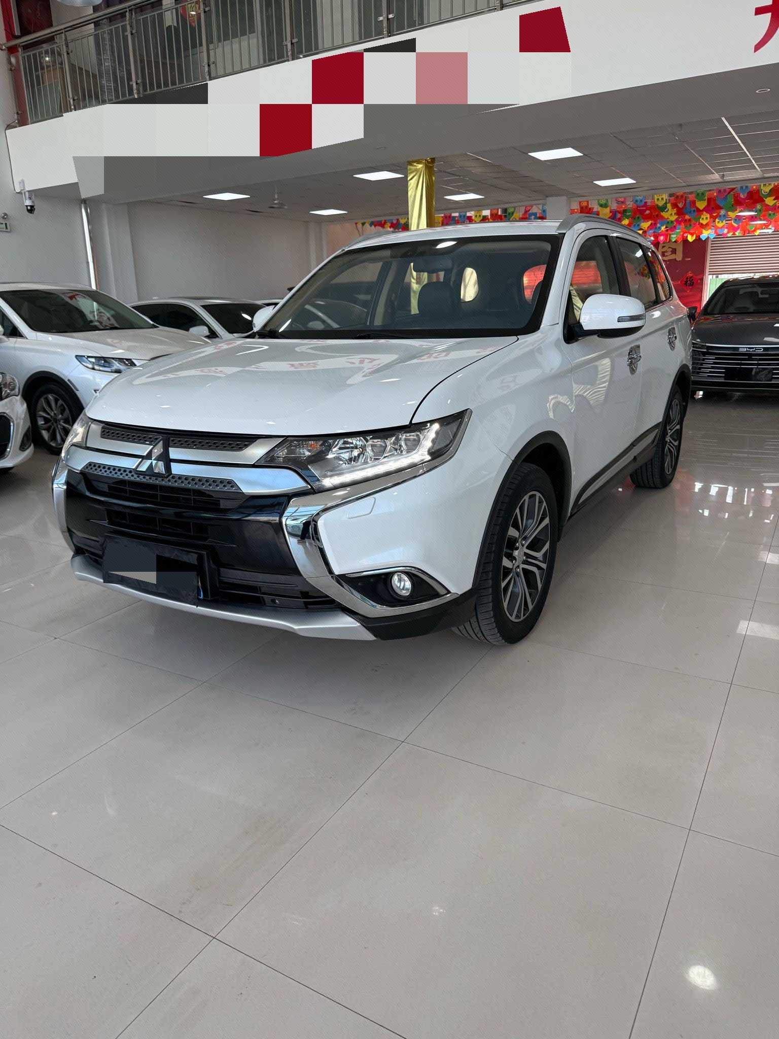 Mitsubishi 2016 Outlander 2.4 CVT AWD Luxury 7-Seater