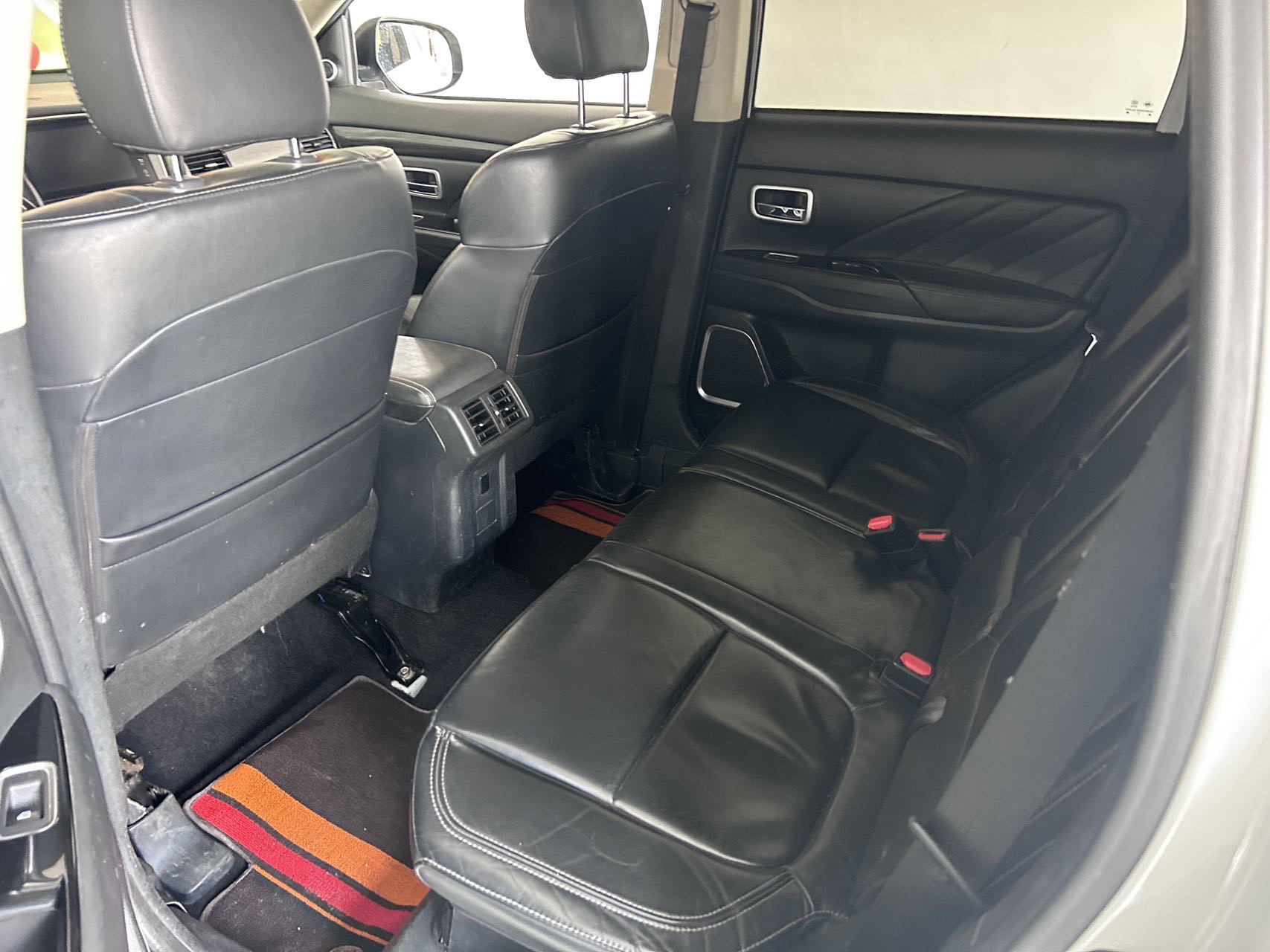 Mitsubishi Outlander 2019 2.4 CVT 4WD 5-Seater