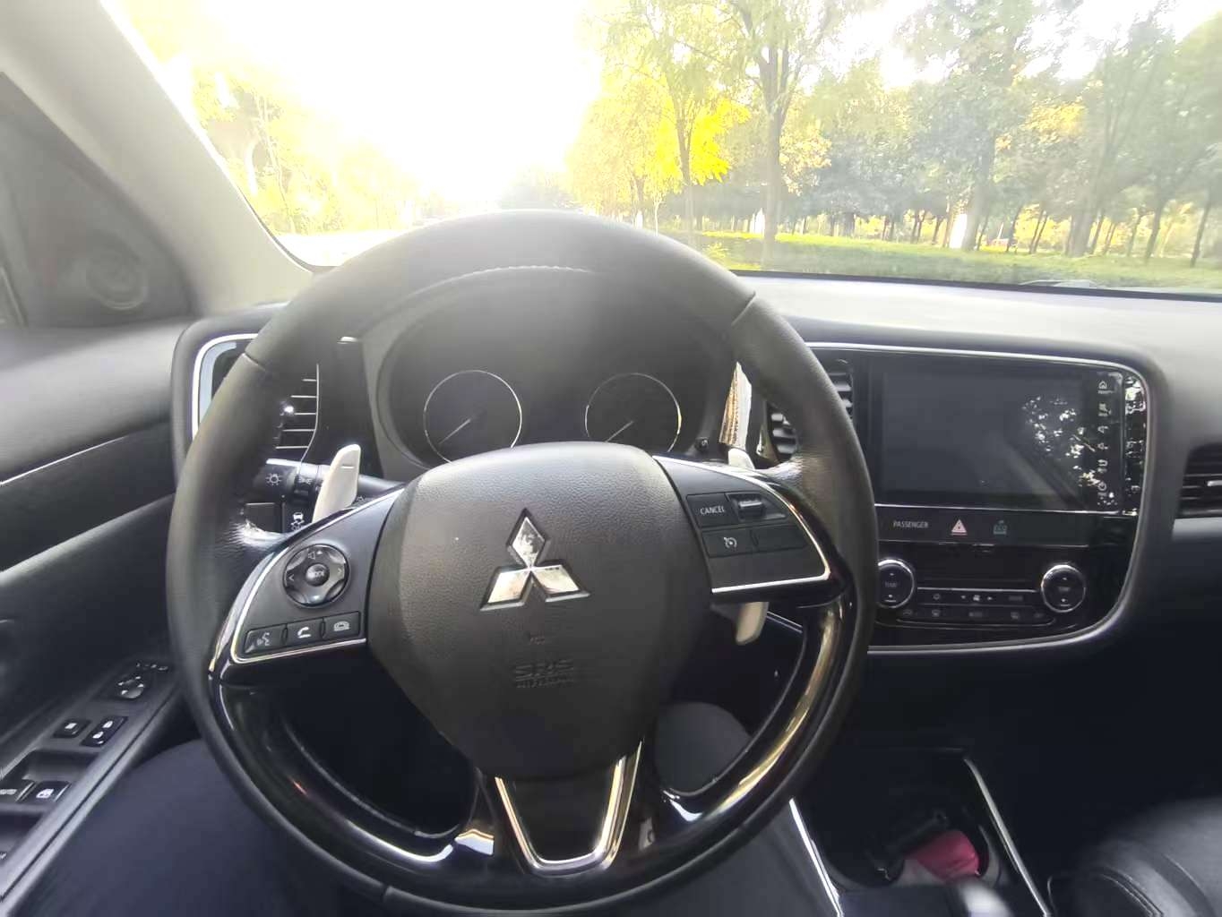 Mitsubishi Outlander 2018 2.4 CVT AWD Luxury 7-Seater