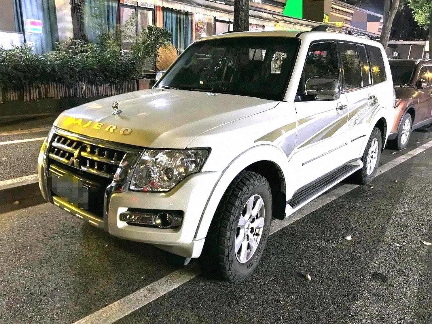 Mitsubishi Pajero 2018 Pajero 3.0 GLS Leather