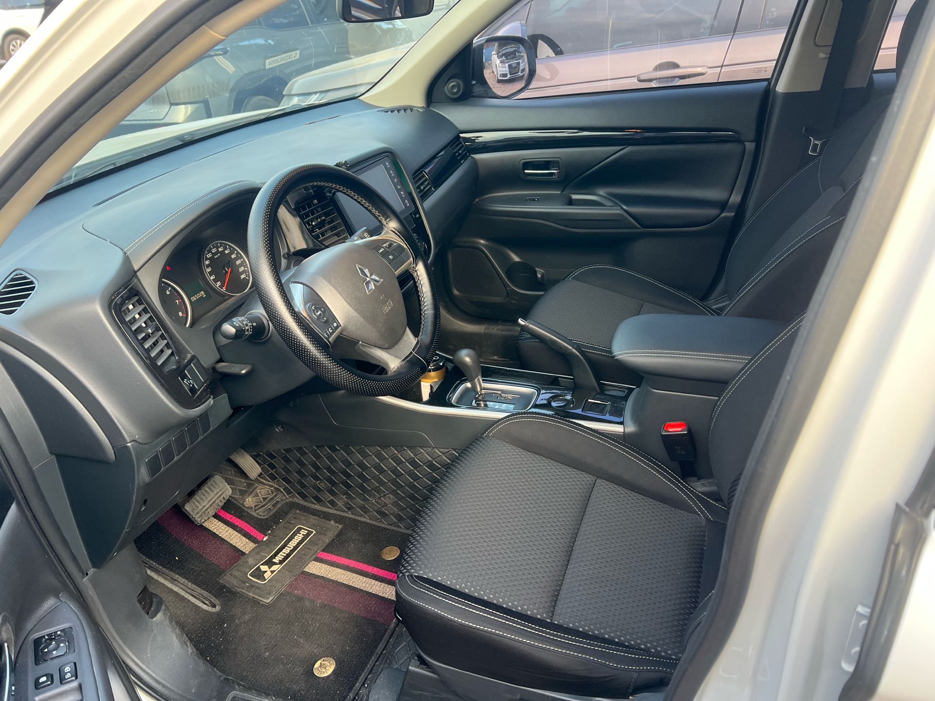 Mitsubishi 2021 Outlander 2.0 CVT 2WD 5-Seater Facelift