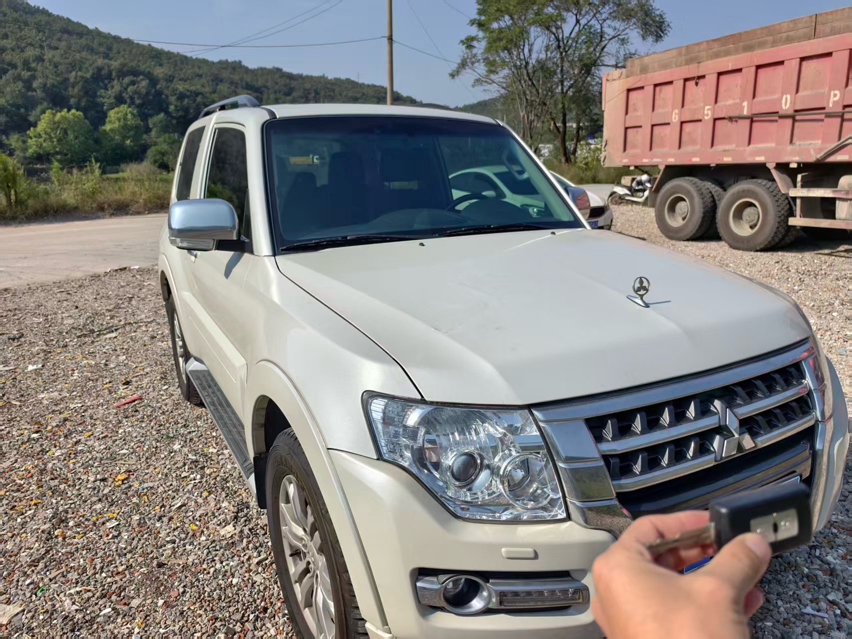 Mitsubishi Pajero 2018 Pajero 3.8 GLS Sunroof Dual Differential Lock