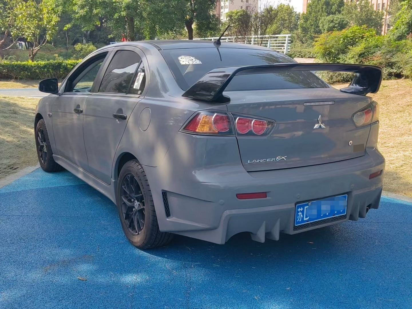 Mitsubishi Lancer EX 2015 2.0 CVT Flagship