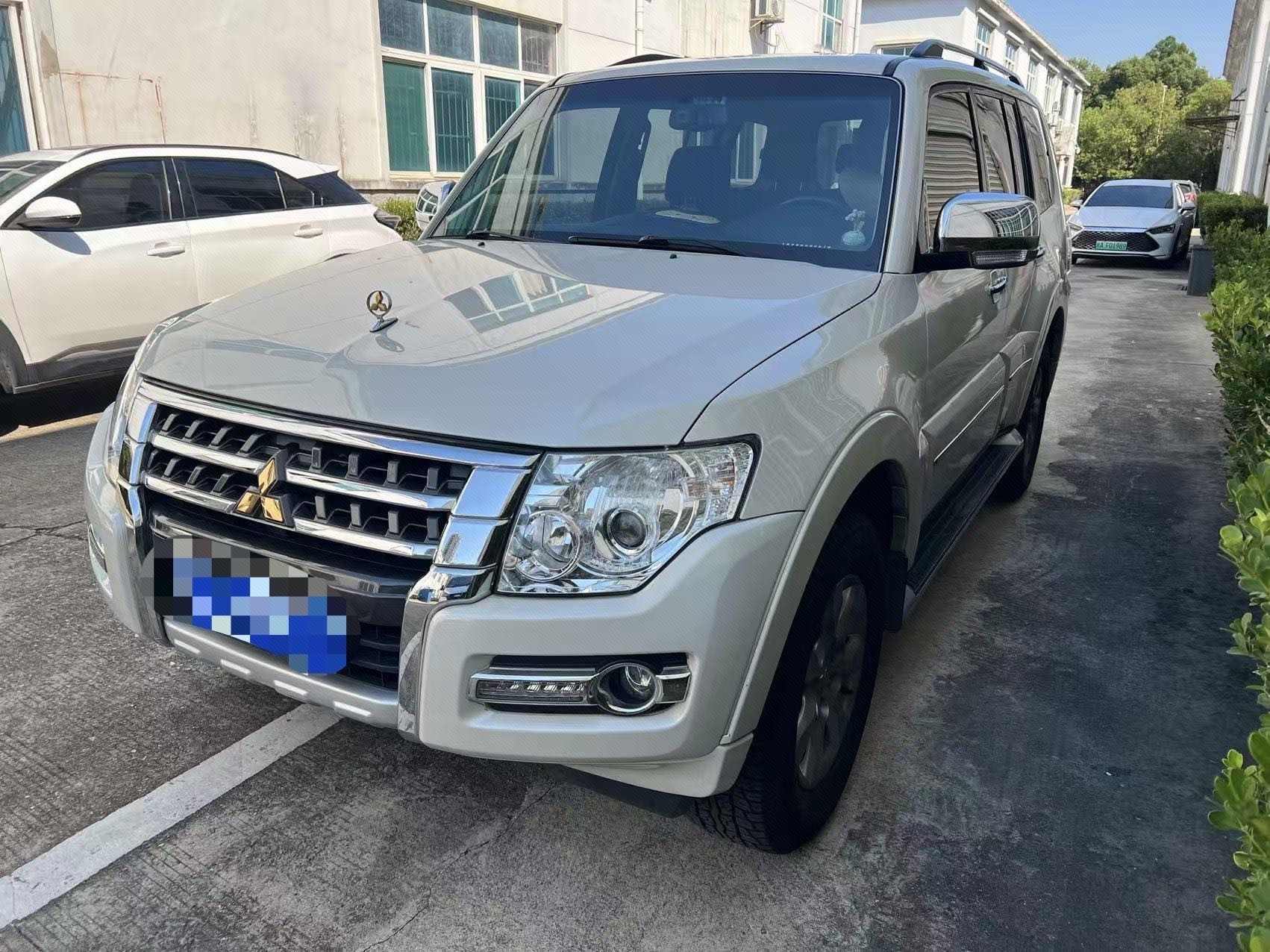 Mitsubishi Pajero 2020 3.0 Collector's Edition Premium Off-Road