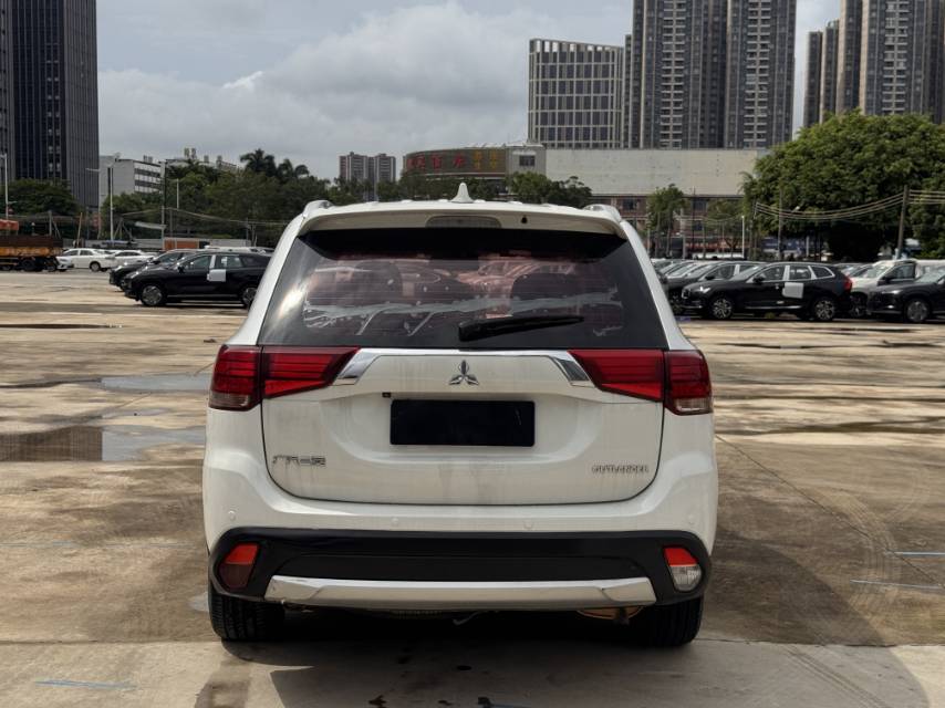 Mitsubishi Outlander 2018 2.4 CVT 4WD Elite 5-Seater