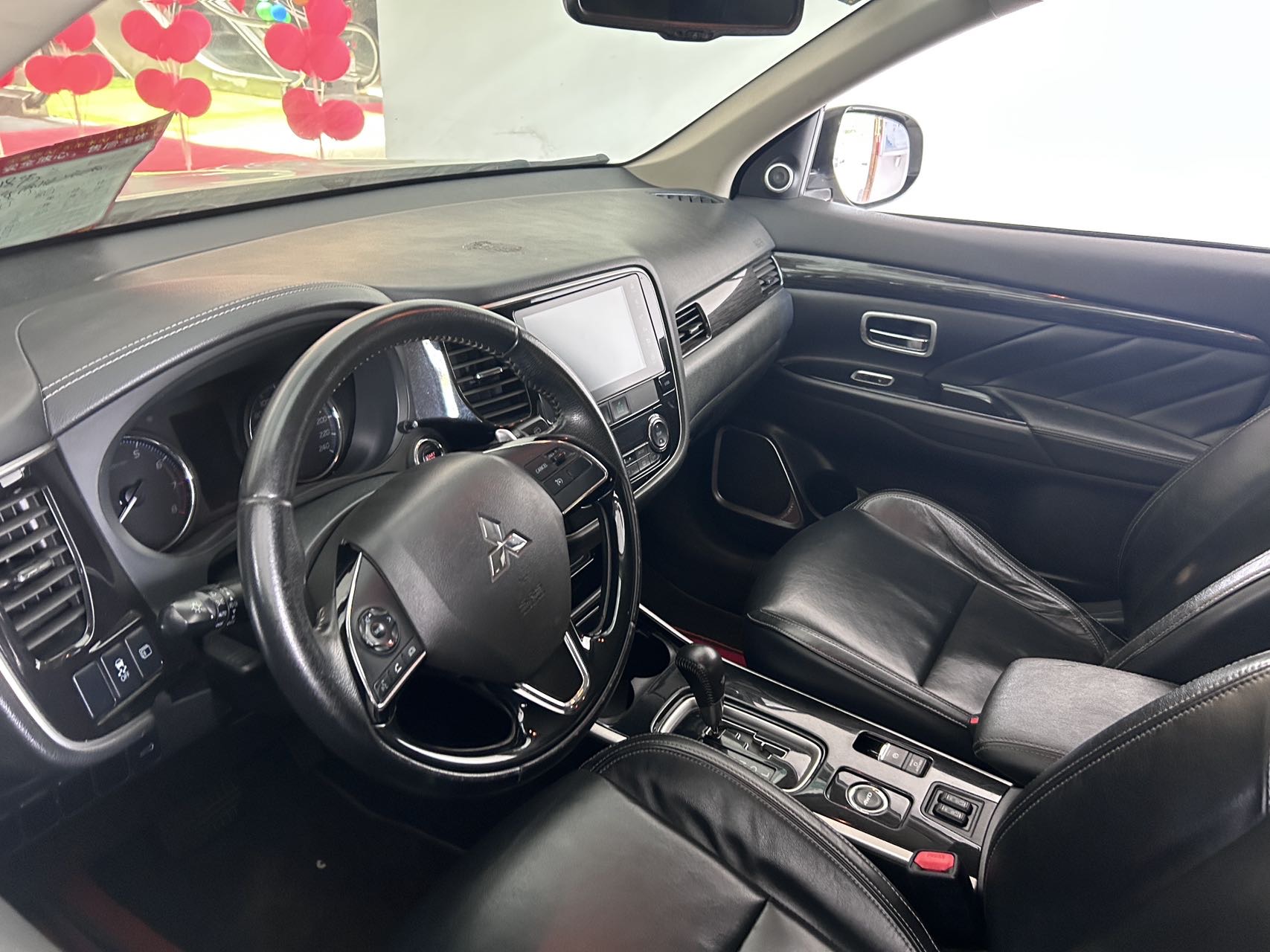 Mitsubishi Outlander 2019 2.4 CVT 4WD 5-Seater