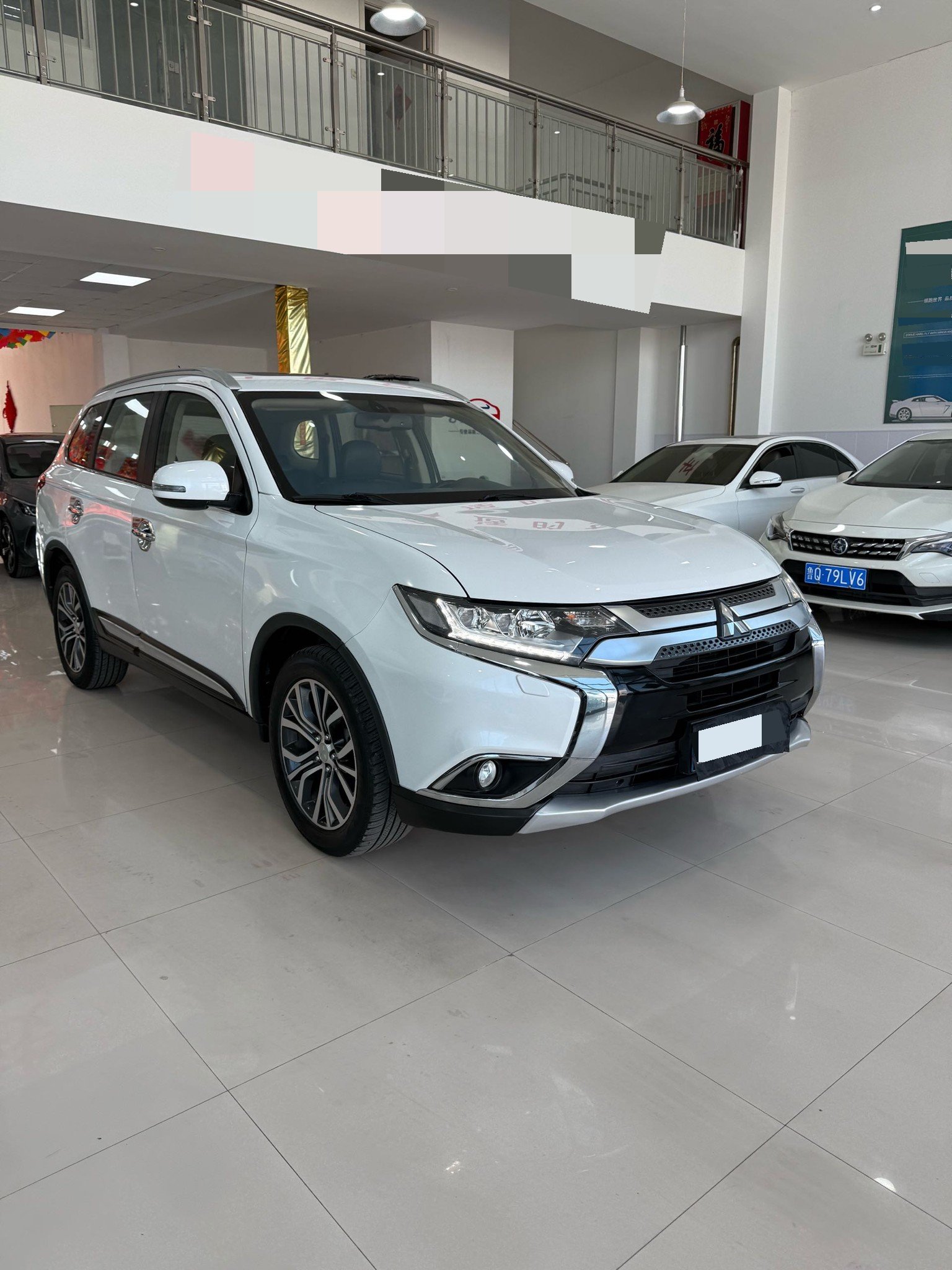 Mitsubishi 2016 Outlander 2.4 CVT AWD Luxury 7-Seater