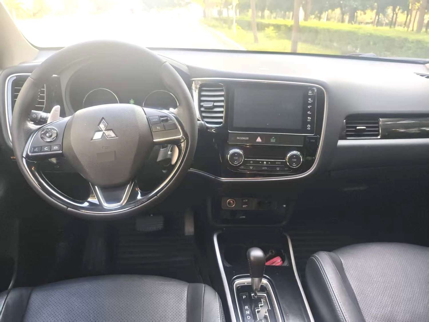 Mitsubishi Outlander 2018 2.4 CVT AWD Luxury 7-Seater