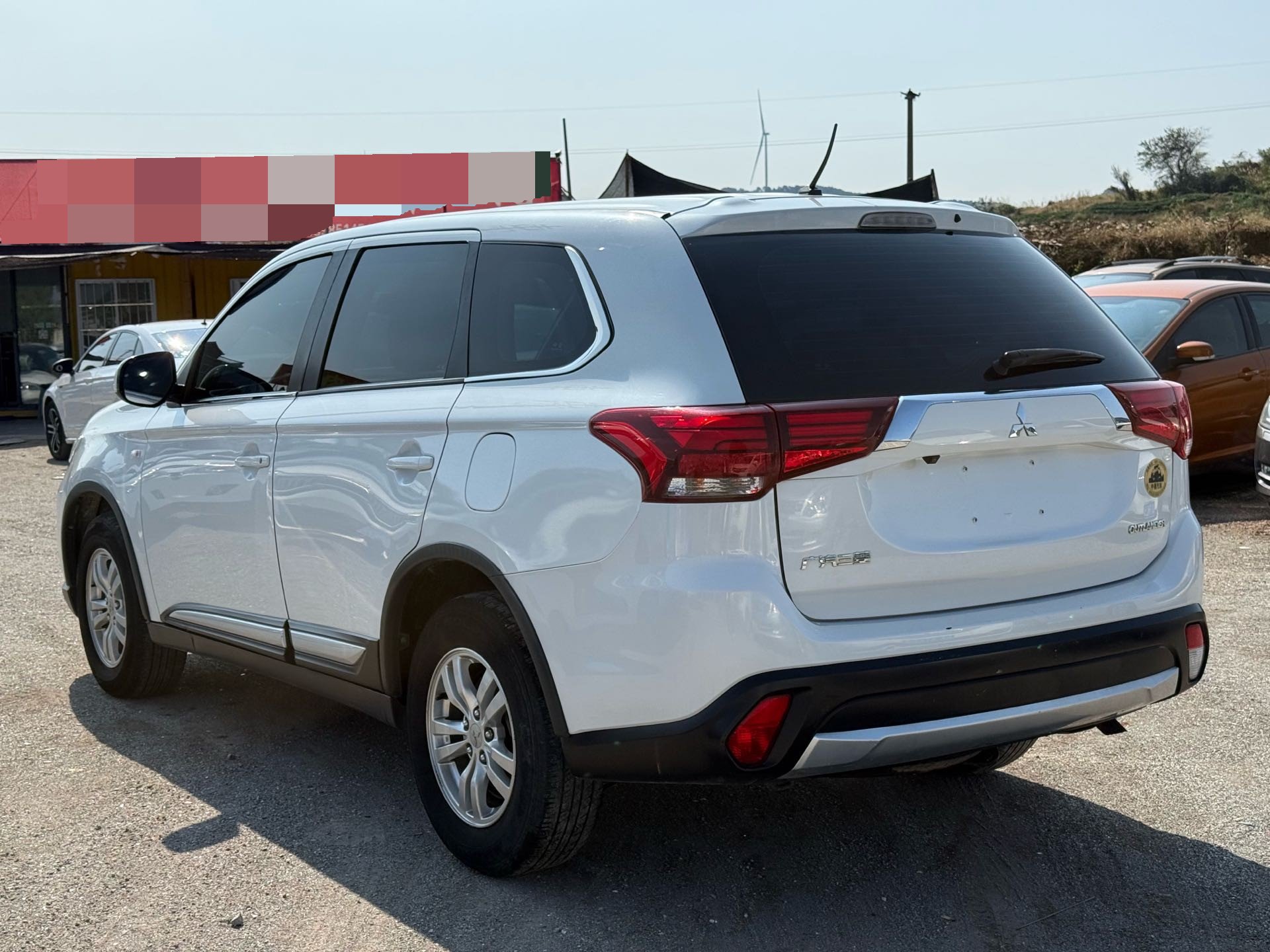 Mitsubishi Outlander 2017 2.0 CVT 2WD Glory 5-Seater