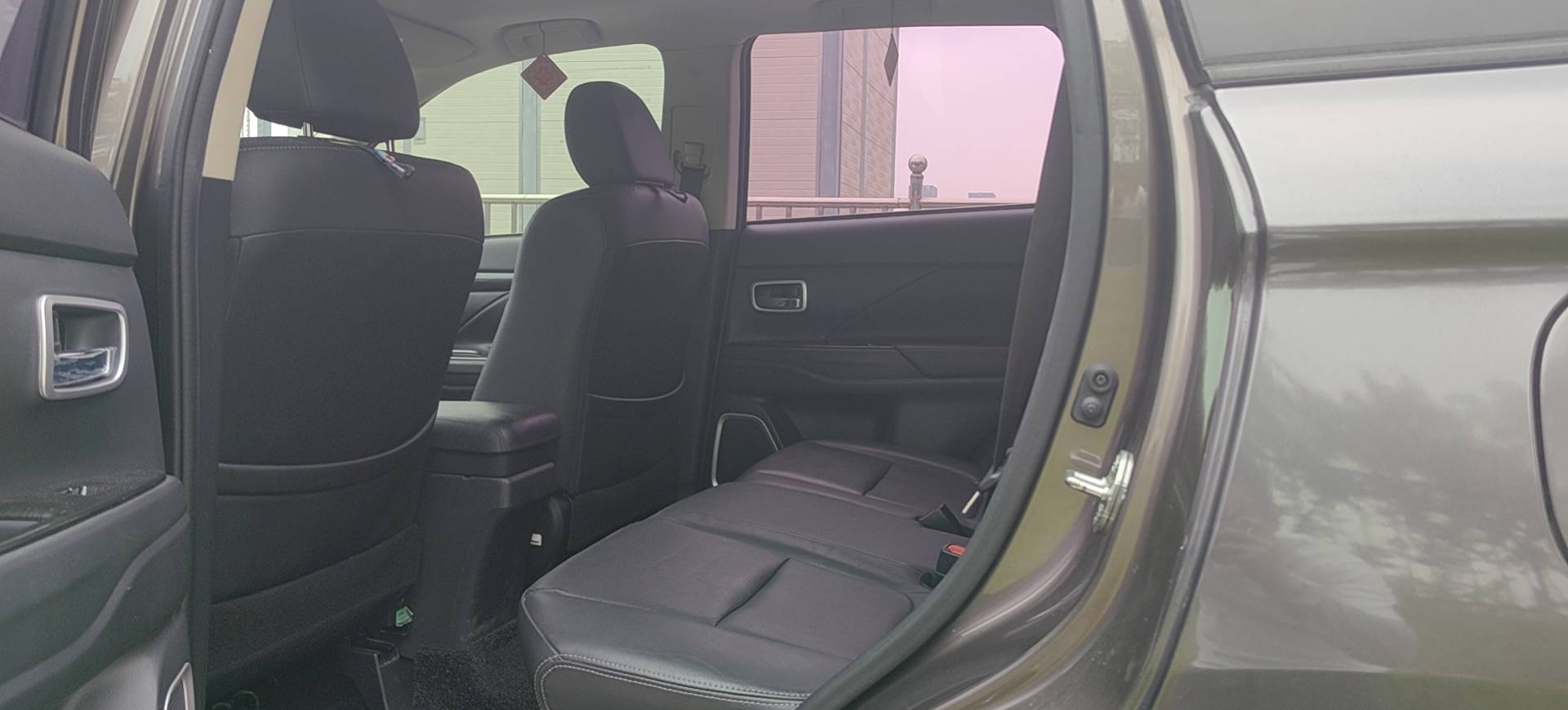 Mitsubishi Outlander 2018 2.0 CVT 2WD Glory 5-Seater