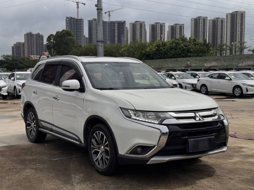 Mitsubishi Outlander 2018 2.4 CVT 4WD Elite 5-Seater