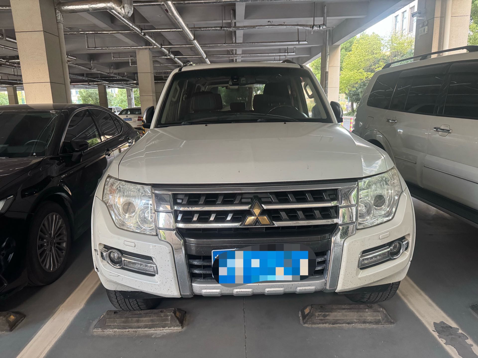 Mitsubishi Pajero 2016 3.0 Luxury Edition
