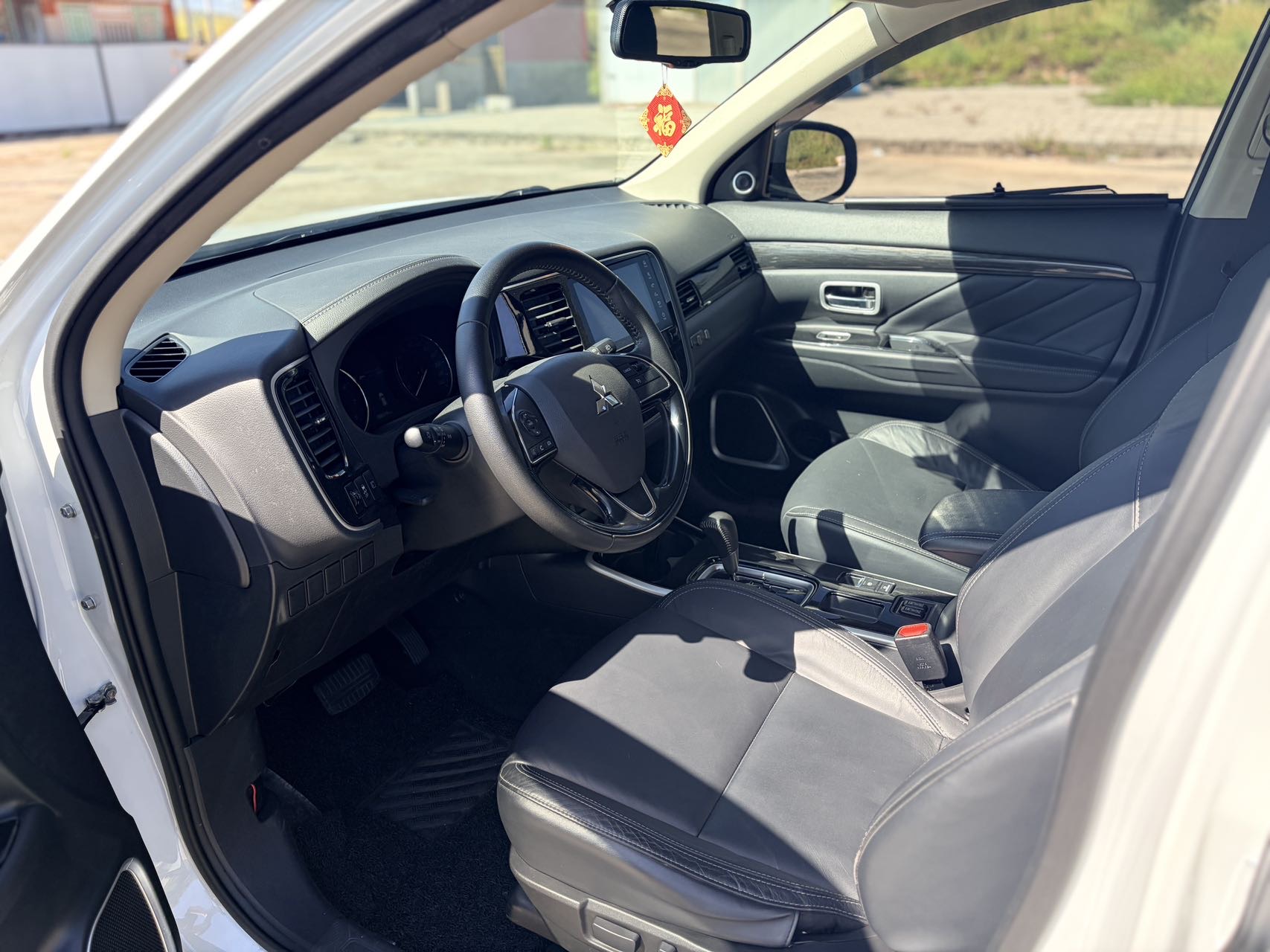 Mitsubishi 2019 Outlander 2.0 CVT 2WD 7-Seater