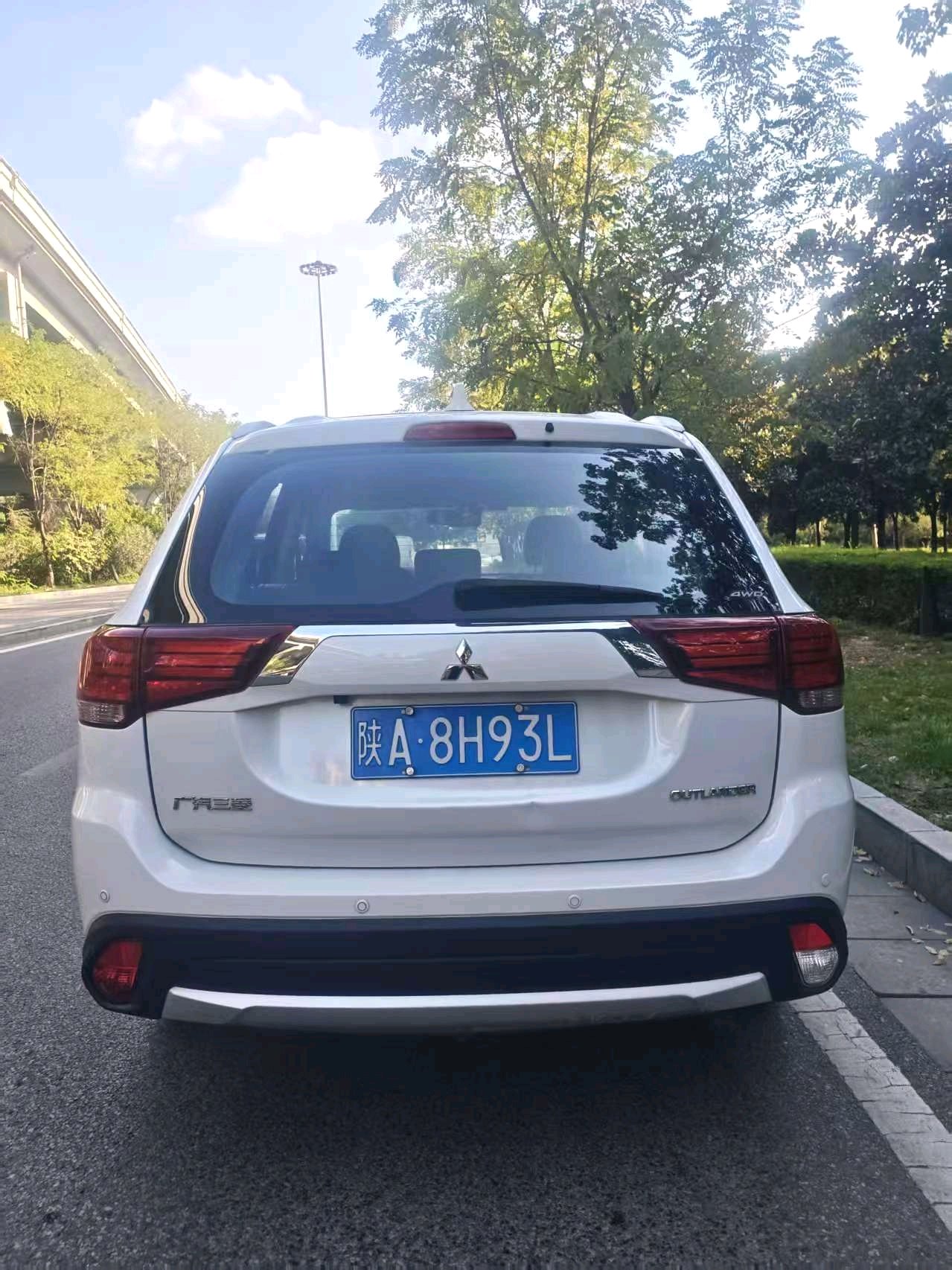 Mitsubishi Outlander 2018 2.4 CVT AWD Luxury 7-Seater
