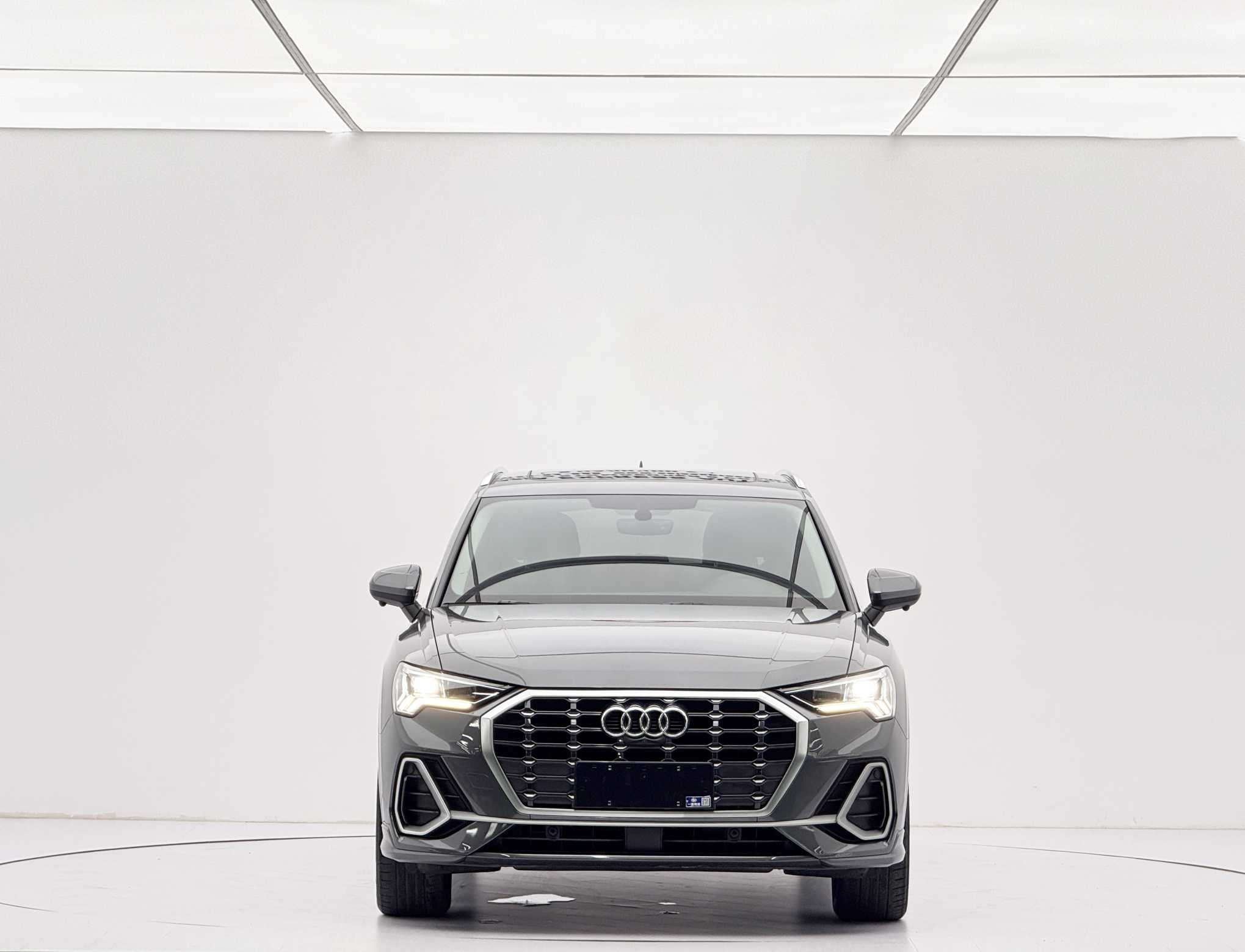 Audi 2022 Q3 1.4TFSI 35TFSI Dynamic