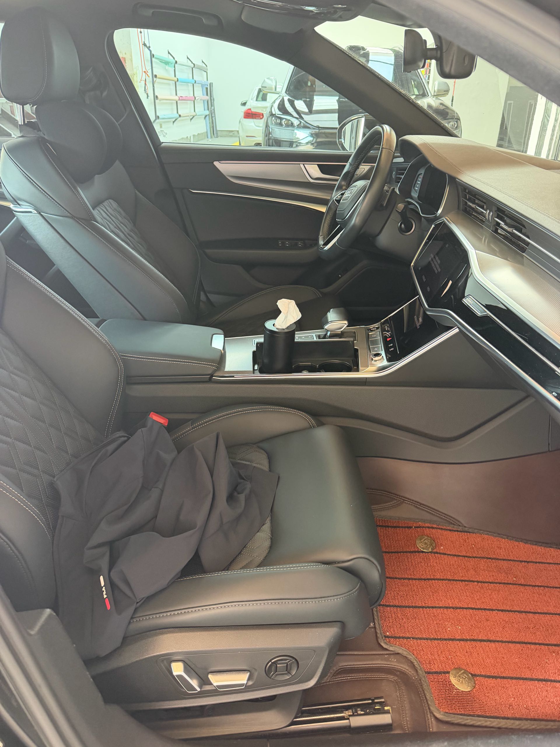 Audi A6L 2023 2.0TFSI 45TFSI Premium Elegant