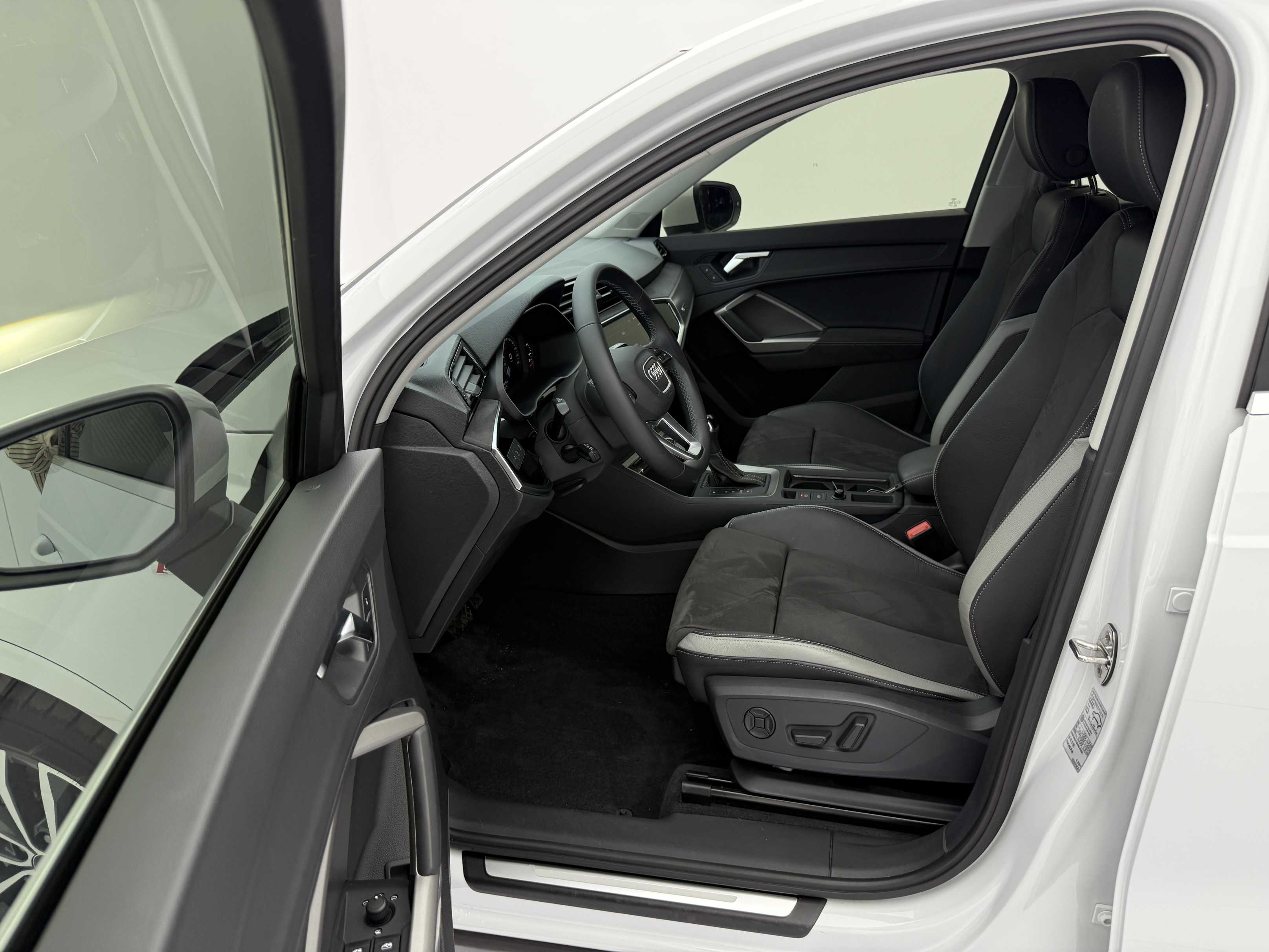 Audi 2023 Q3 1.4TFSI 35TFSI Advanced Dynamic
