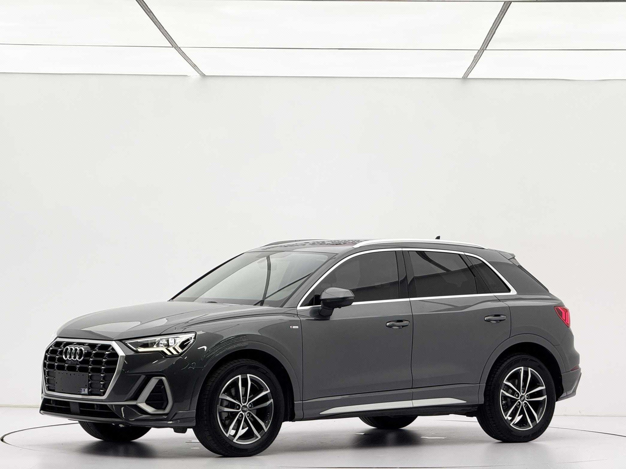Audi 2022 Q3 1.4TFSI 35TFSI Dynamic
