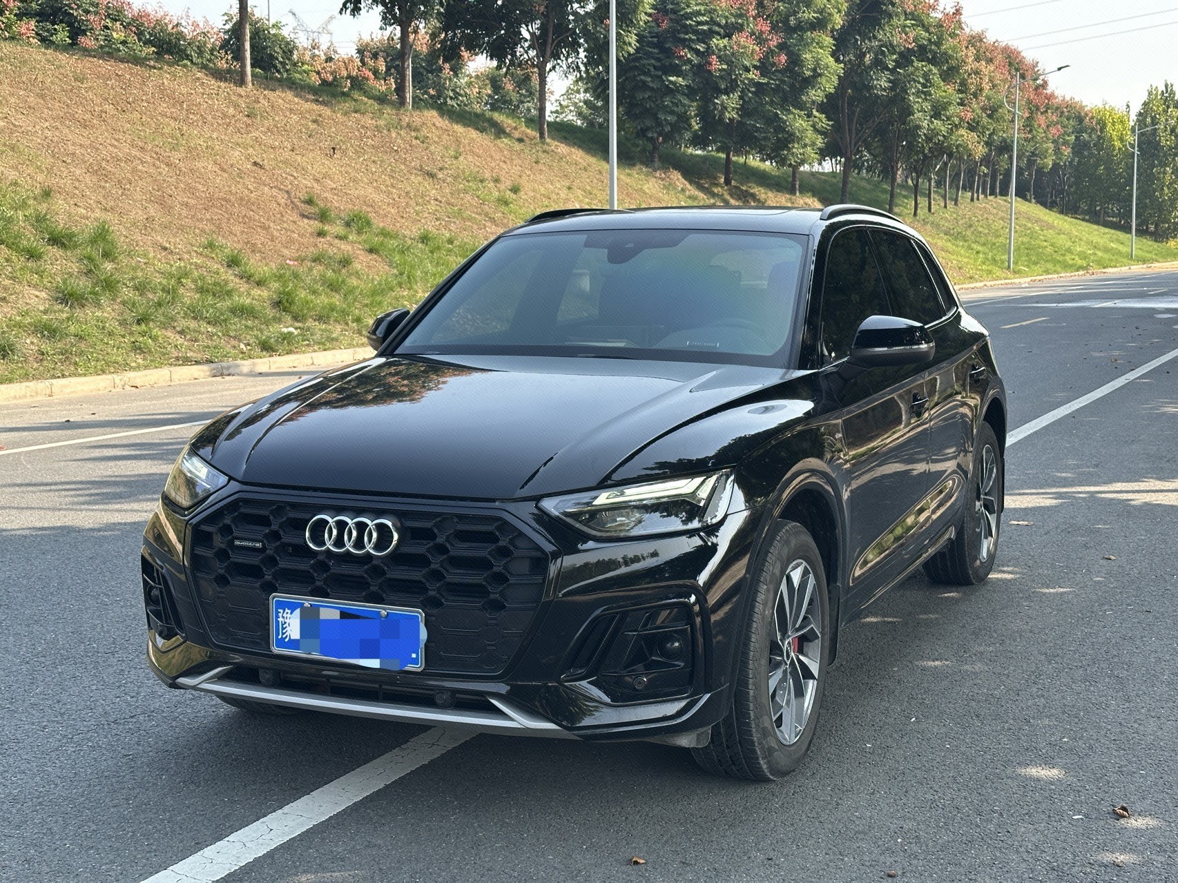Audi 2024 Q5L 2.0TFSI 40TFSI Luxury Dynamic