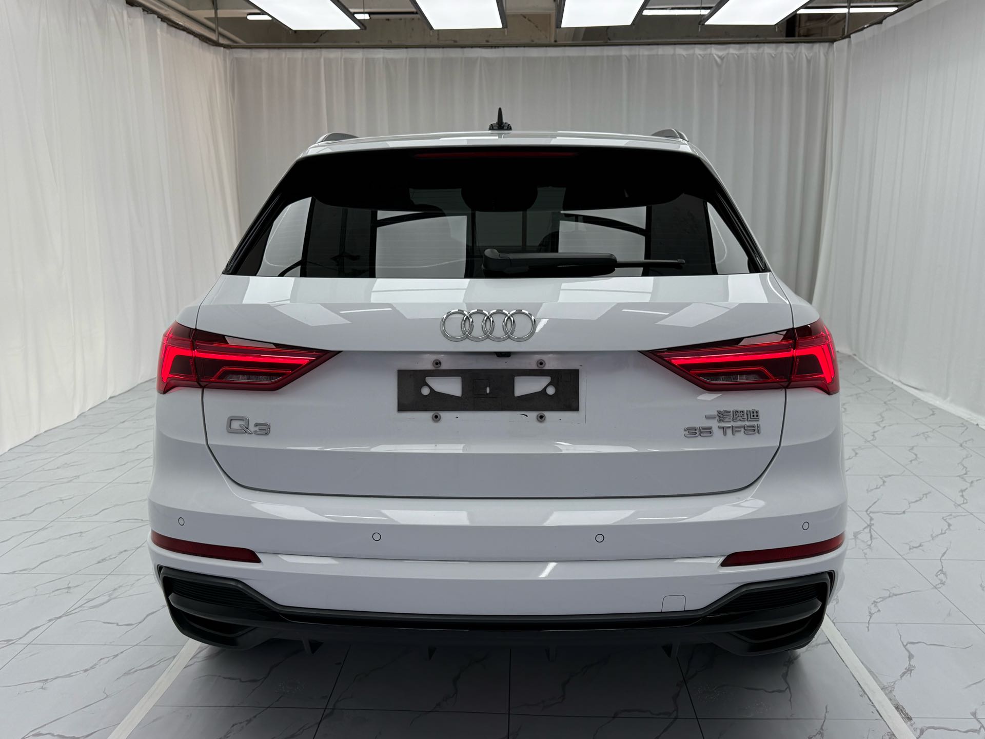 Audi 2022 Q3 35 TFSI