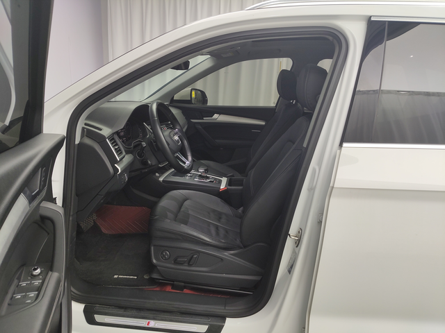 Audi 2020 Q5L 2.0TFSI 40TFSI Honor Fashion Facelift