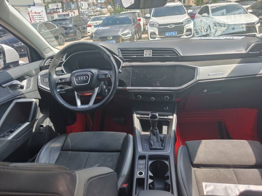 Audi 2021 Q3 1.4TFSI 35TFSI Fashion Elegant