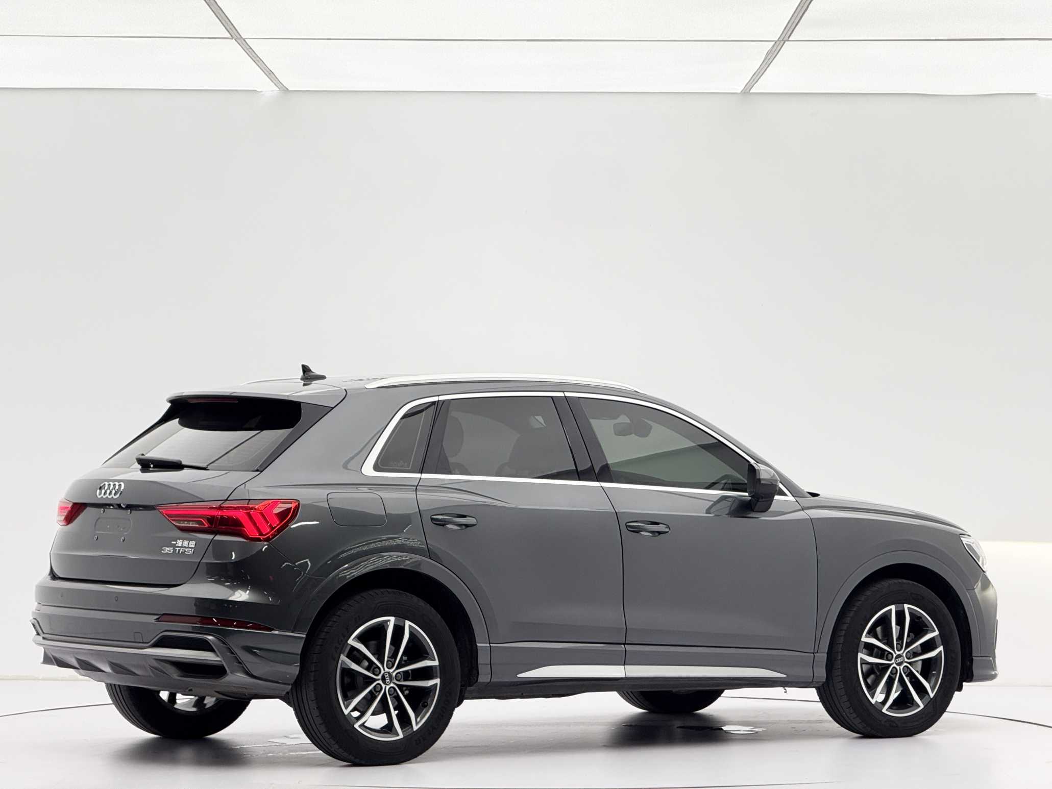 Audi 2022 Q3 1.4TFSI 35TFSI Dynamic