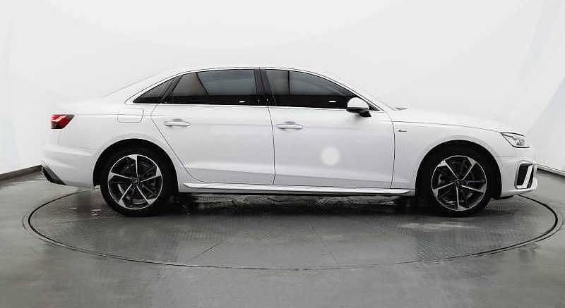 Audi 2022 A4L 2.0TFSI 40TFSI Fashion Dynamic