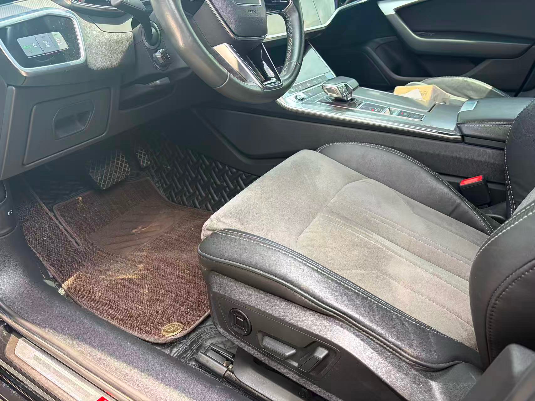 Audi A6L 2021 45 TFSI 2.0TFSI Premium Dynamic