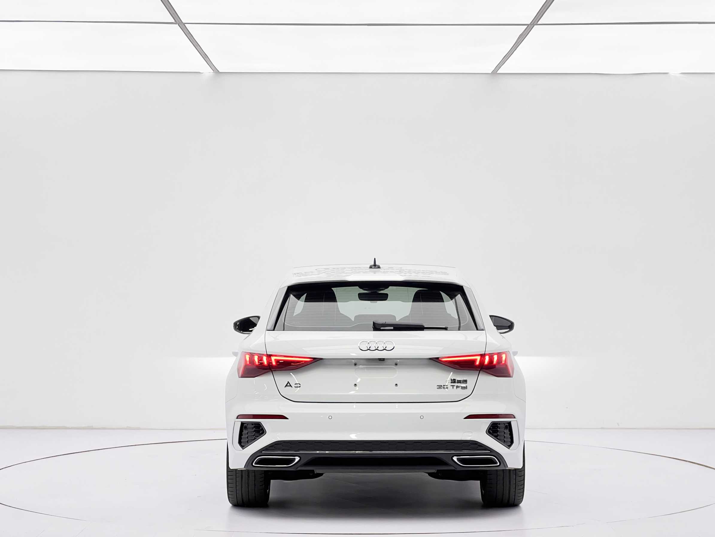 Audi A3 Sportback 2023 35 TFSI 1.4TFSI Luxury Sport Facelift