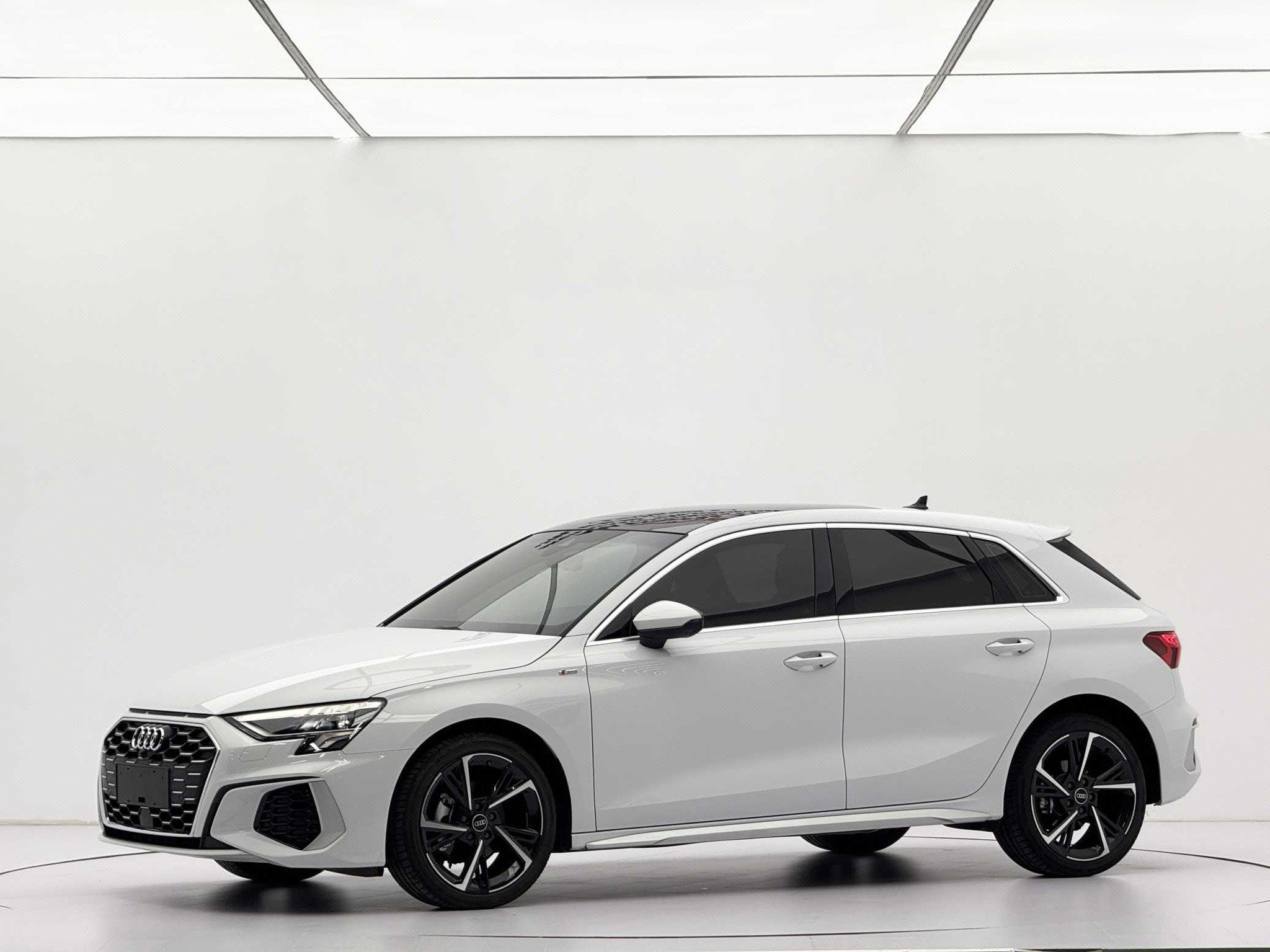 Audi A3 Sportback 2023 35 TFSI 1.4TFSI Fashion Sporty