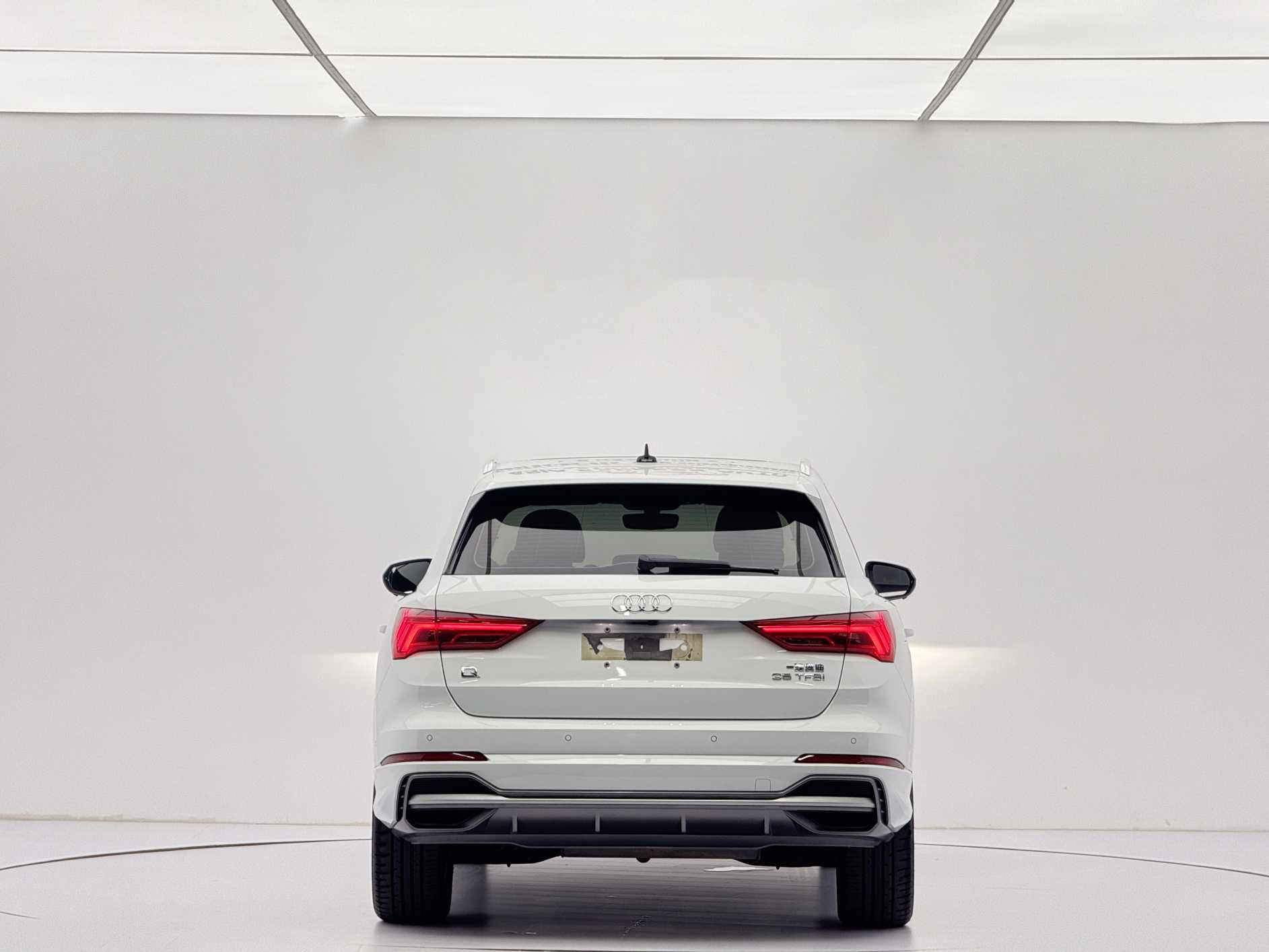 Audi 2022 Q3 35 TFSI