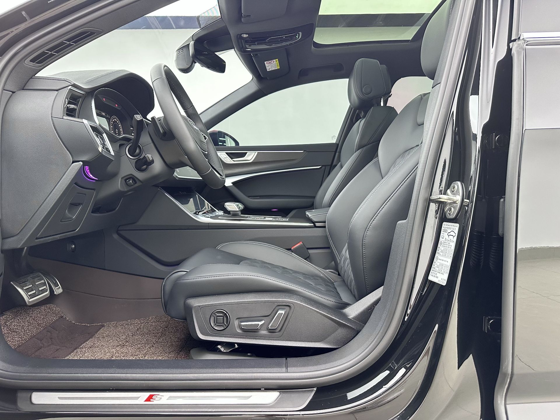 Audi 2023 A6L 2.0TFSI 45TFSI Quattro Premium Elegance