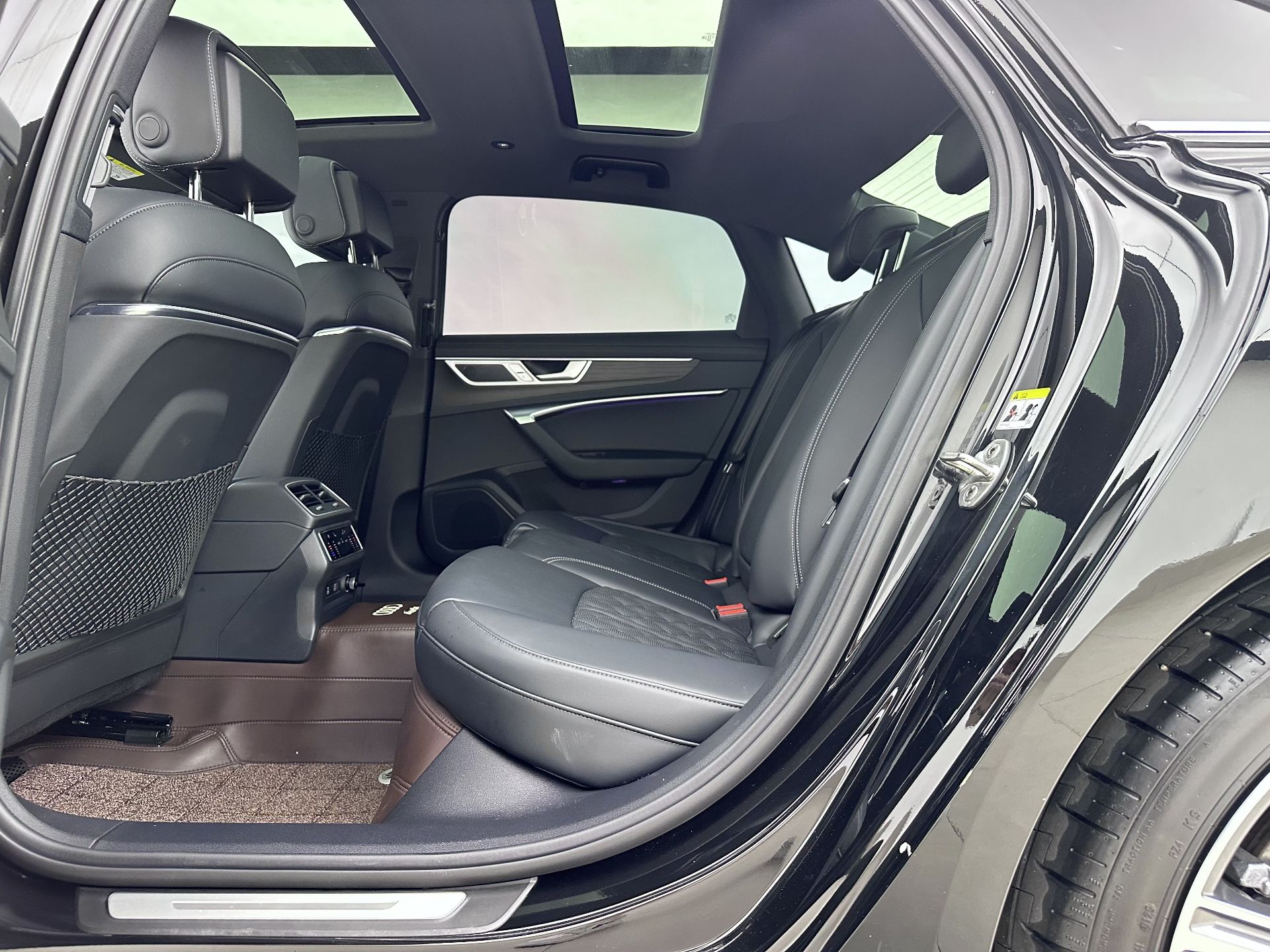 Audi 2023 A6L 2.0TFSI 45TFSI Quattro Premium Elegance