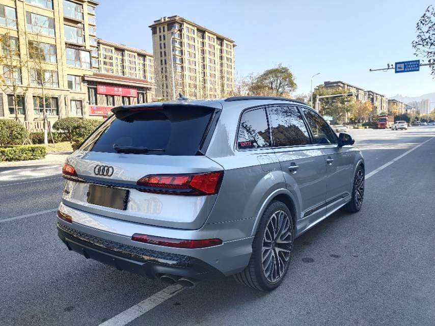 Audi Q7 (Imported) 2024 SQ7 4.0 TFSI