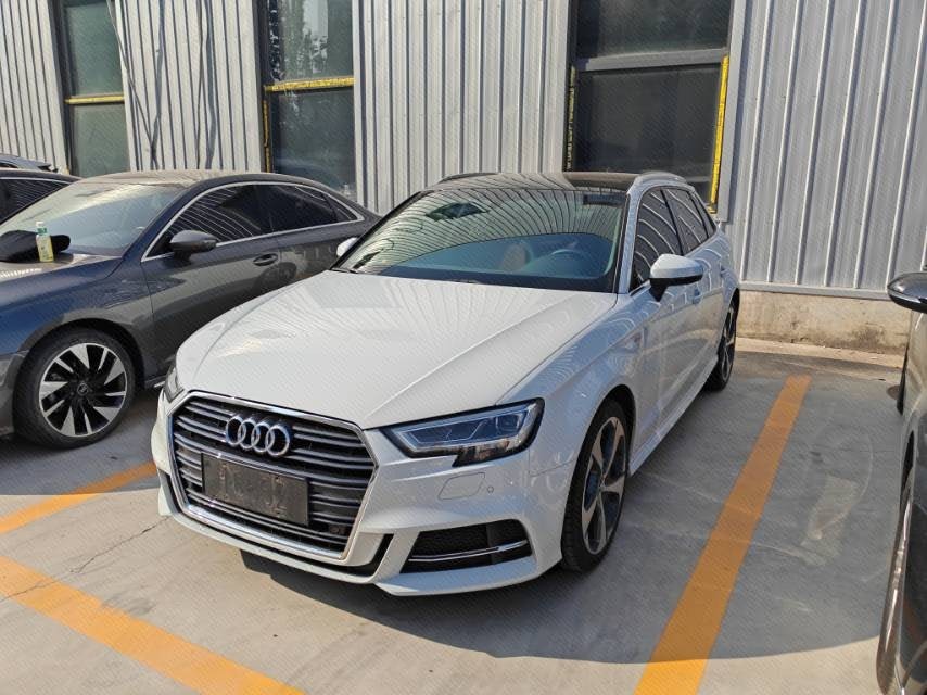 Audi 2019 A3 Sportback 35 TFSI S line