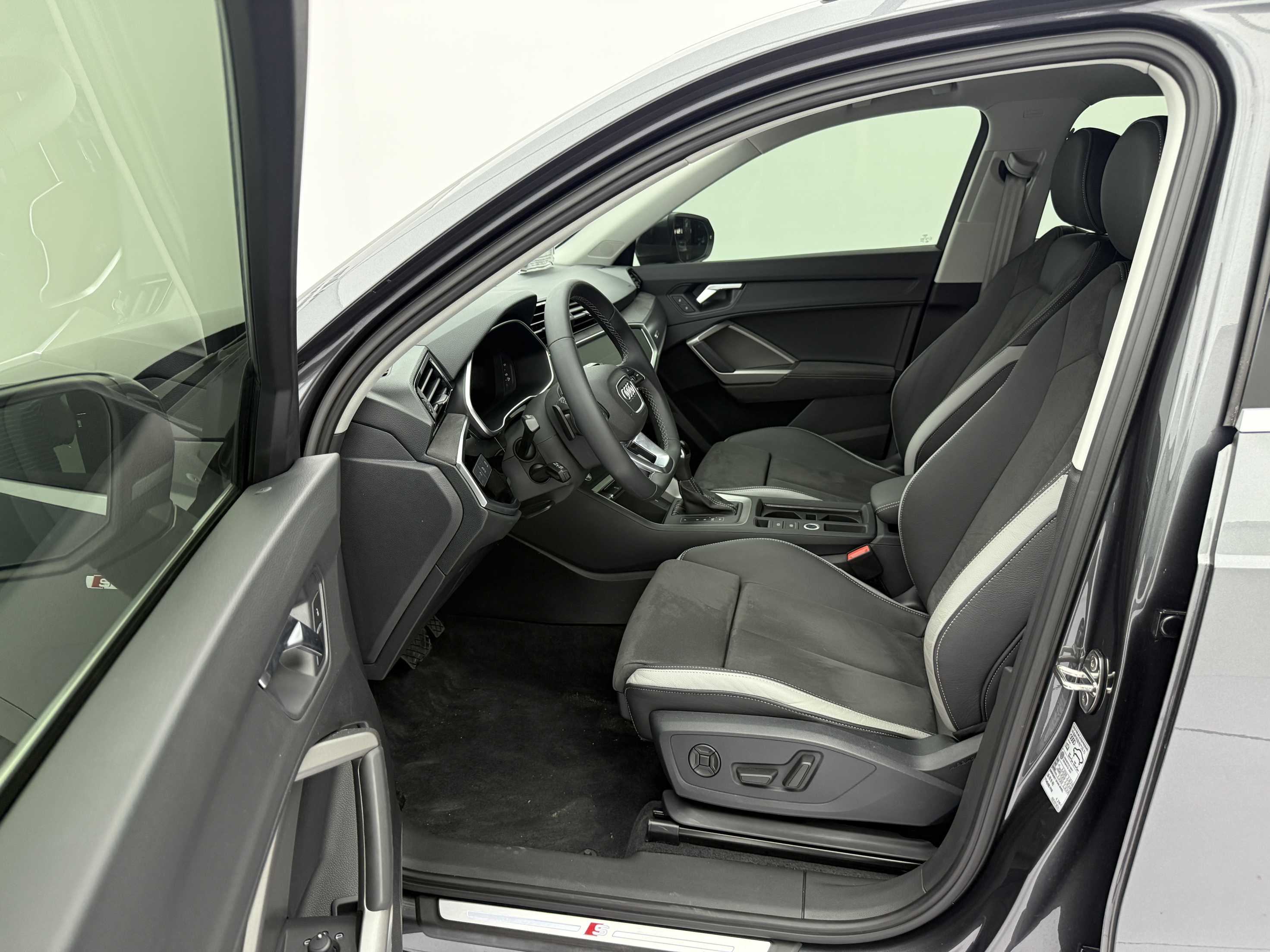 Audi 2023 Q3 1.4TFSI 35TFSI Fashion Dynamic