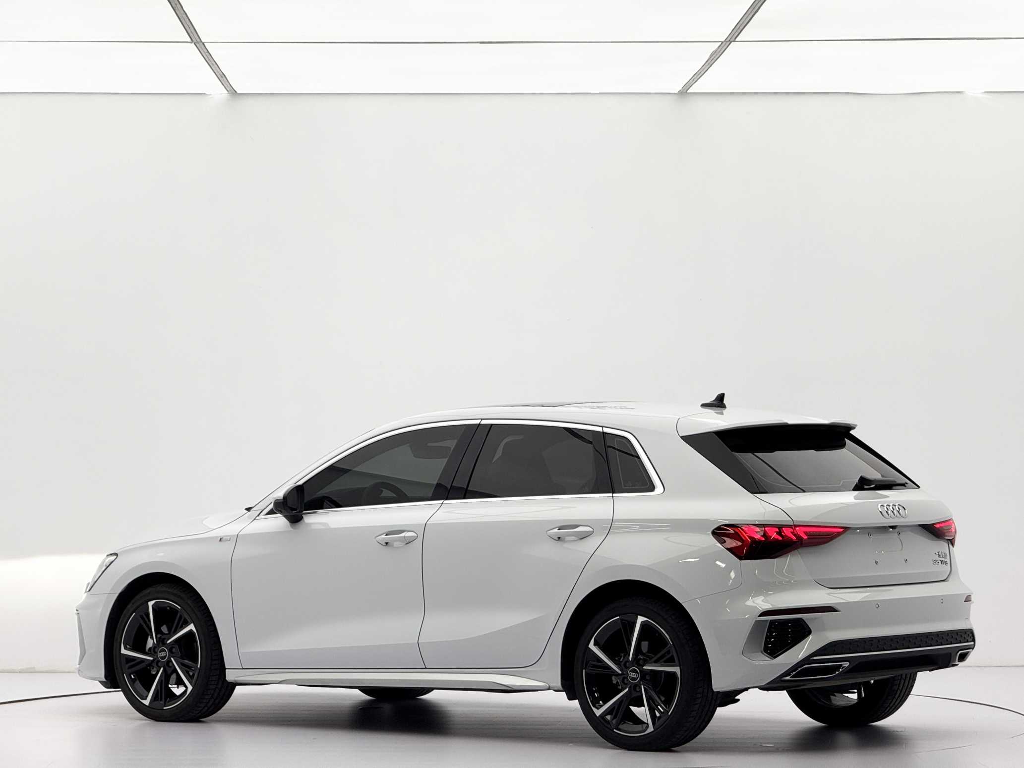 Audi A3 Sportback 2023 35 TFSI 1.4TFSI Fashion Sporty
