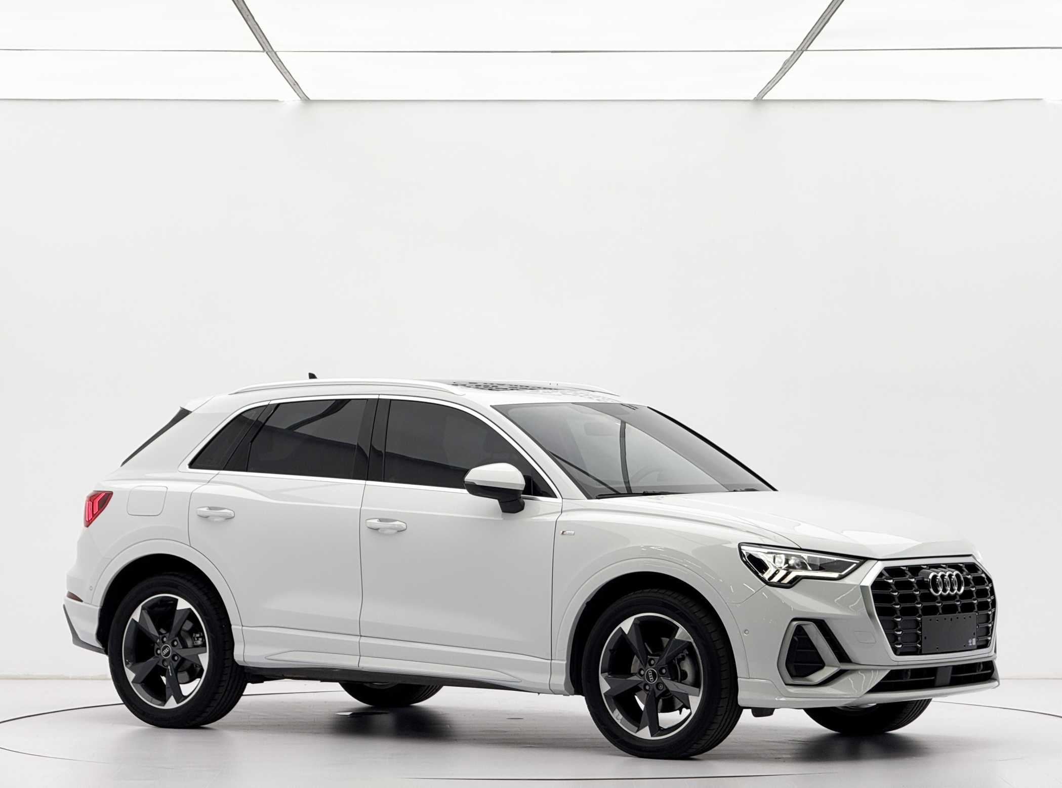 Audi 2023 Q3 1.4TFSI 35TFSI Fashion Dynamic