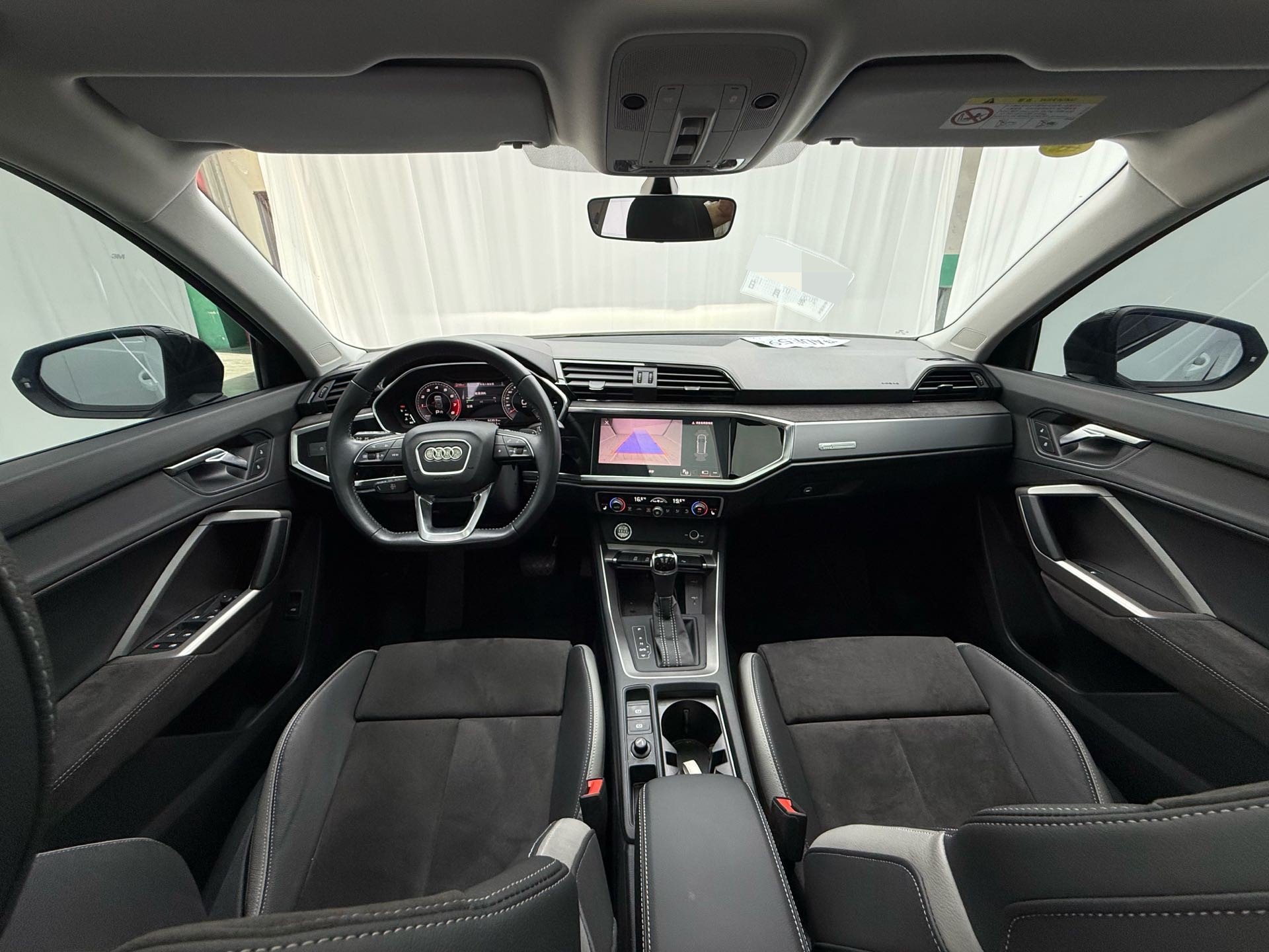 Audi 2022 Q3 35 TFSI