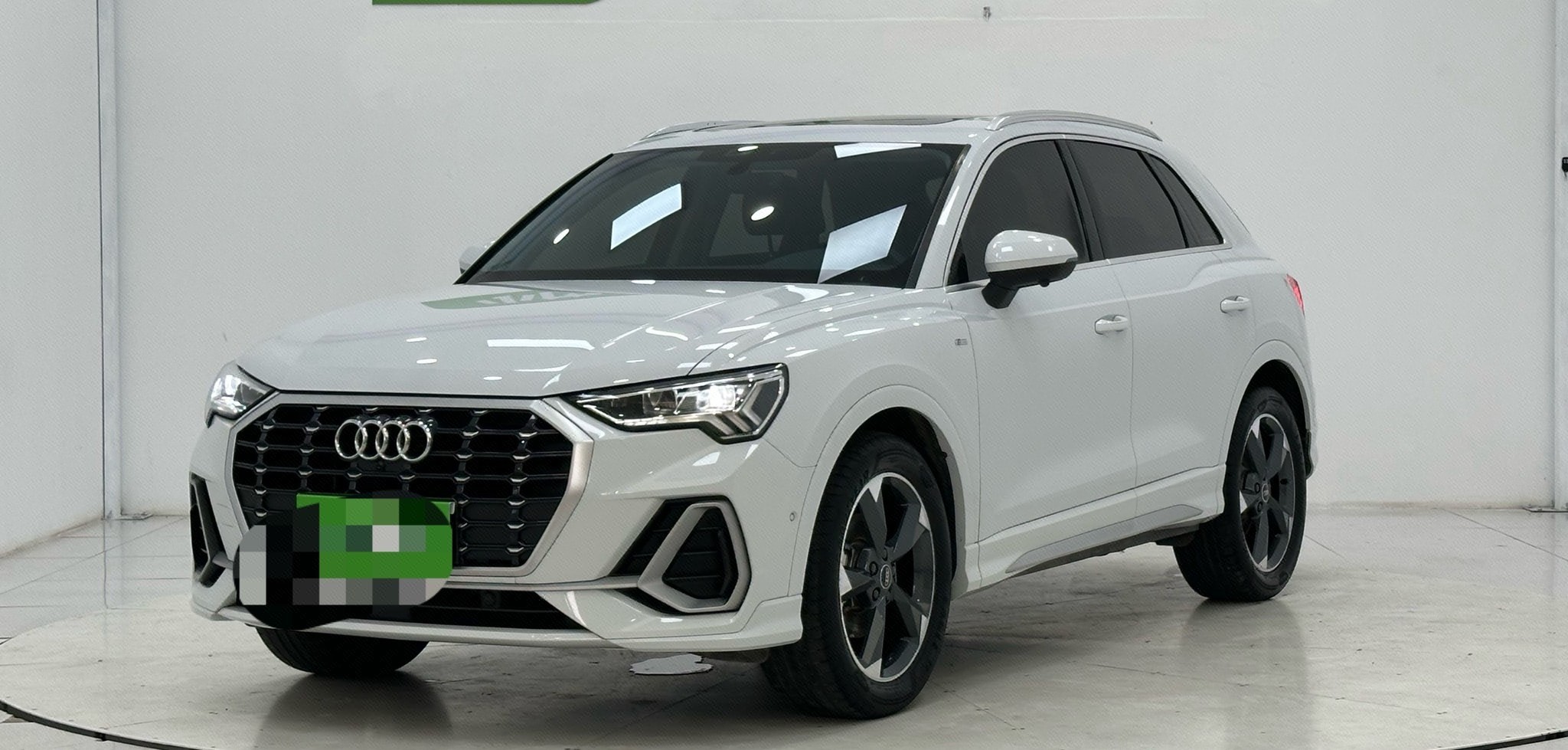 Audi 2022 Q3 35 TFSI