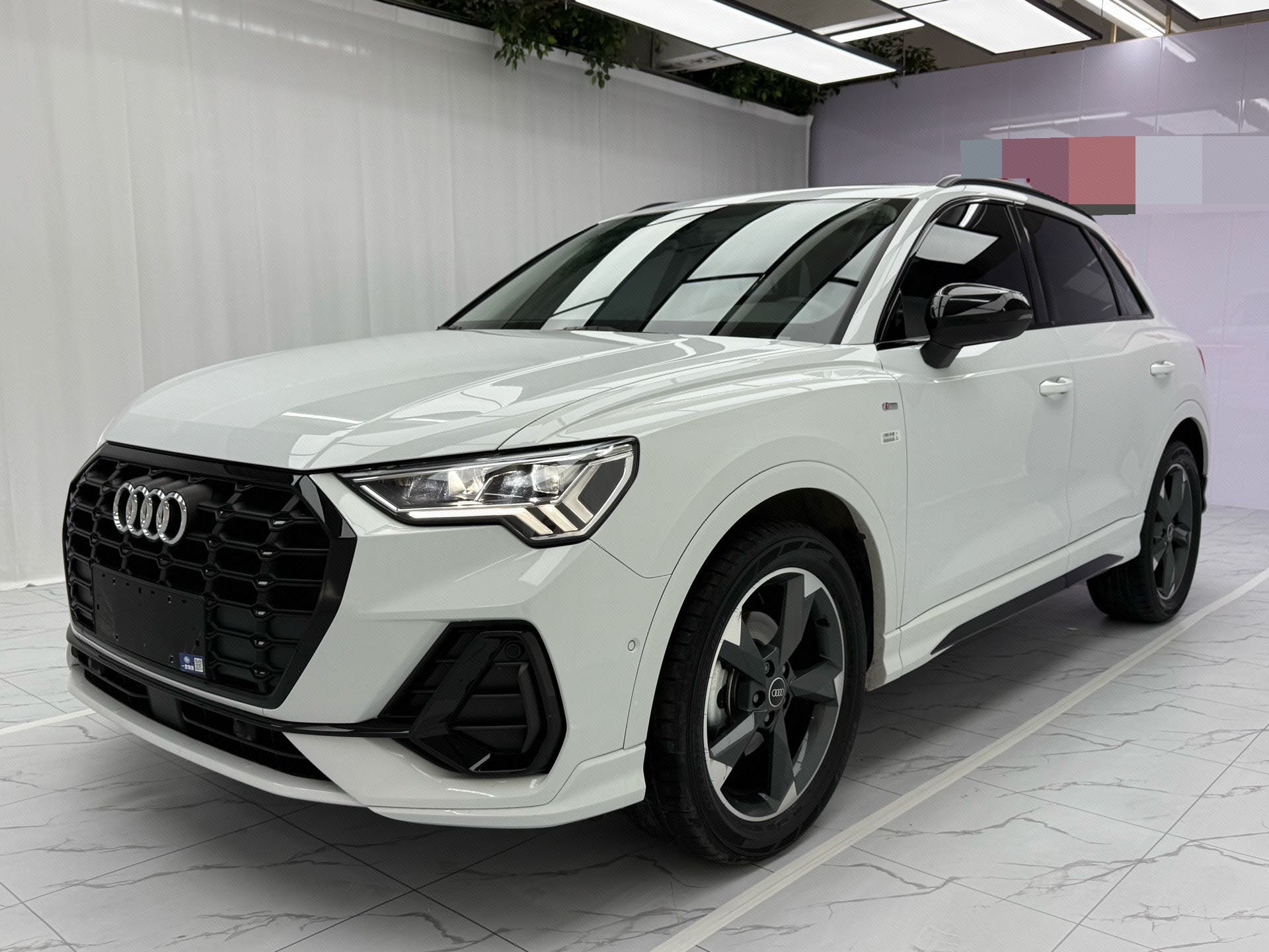 Audi 2022 Q3 35 TFSI