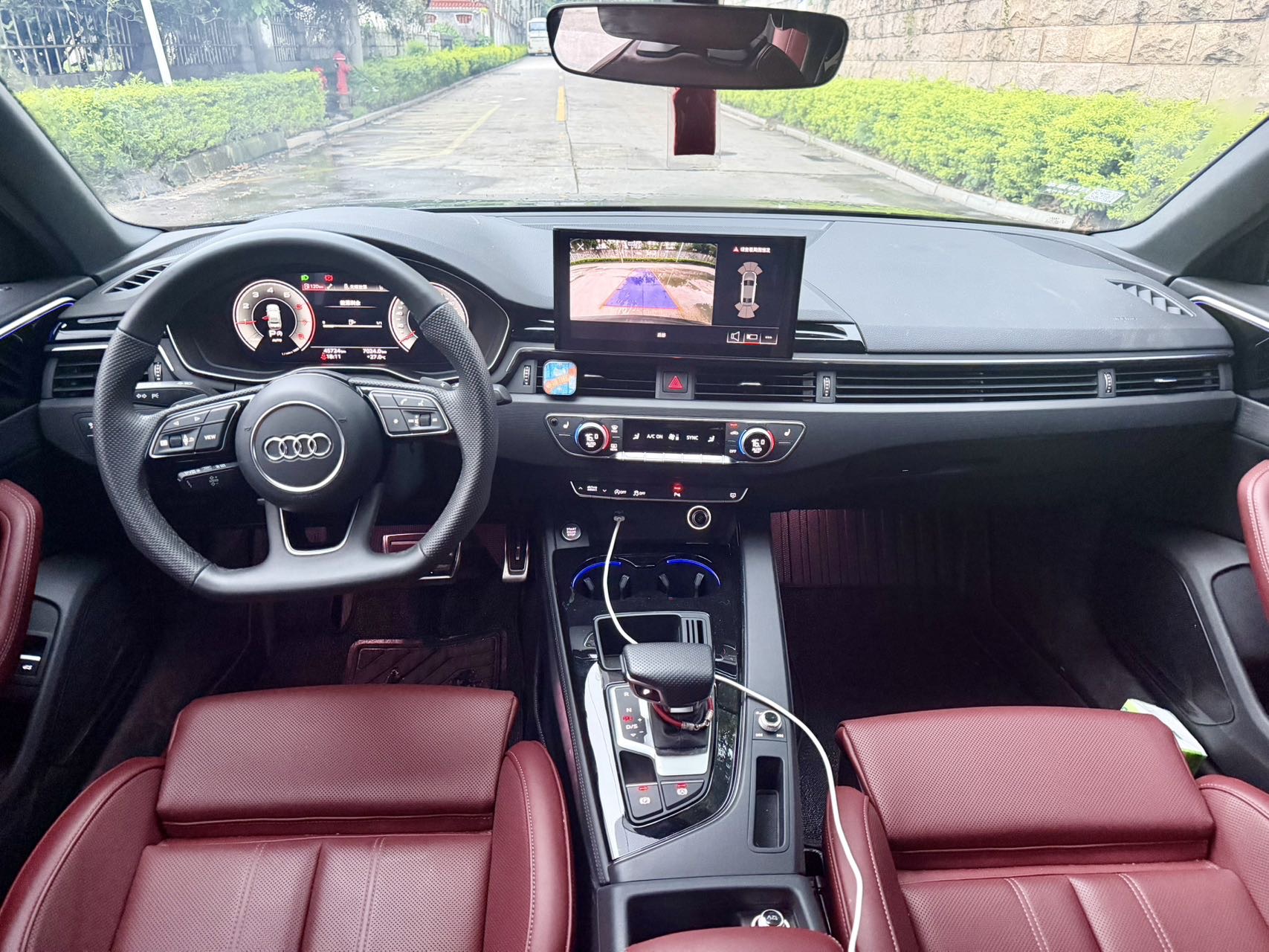 Audi A4L 2024 2.0TFSI 40TFSI Luxury Dynamic