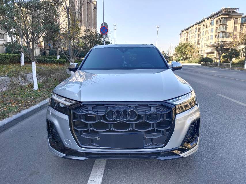 Audi Q7 (Imported) 2024 SQ7 4.0 TFSI