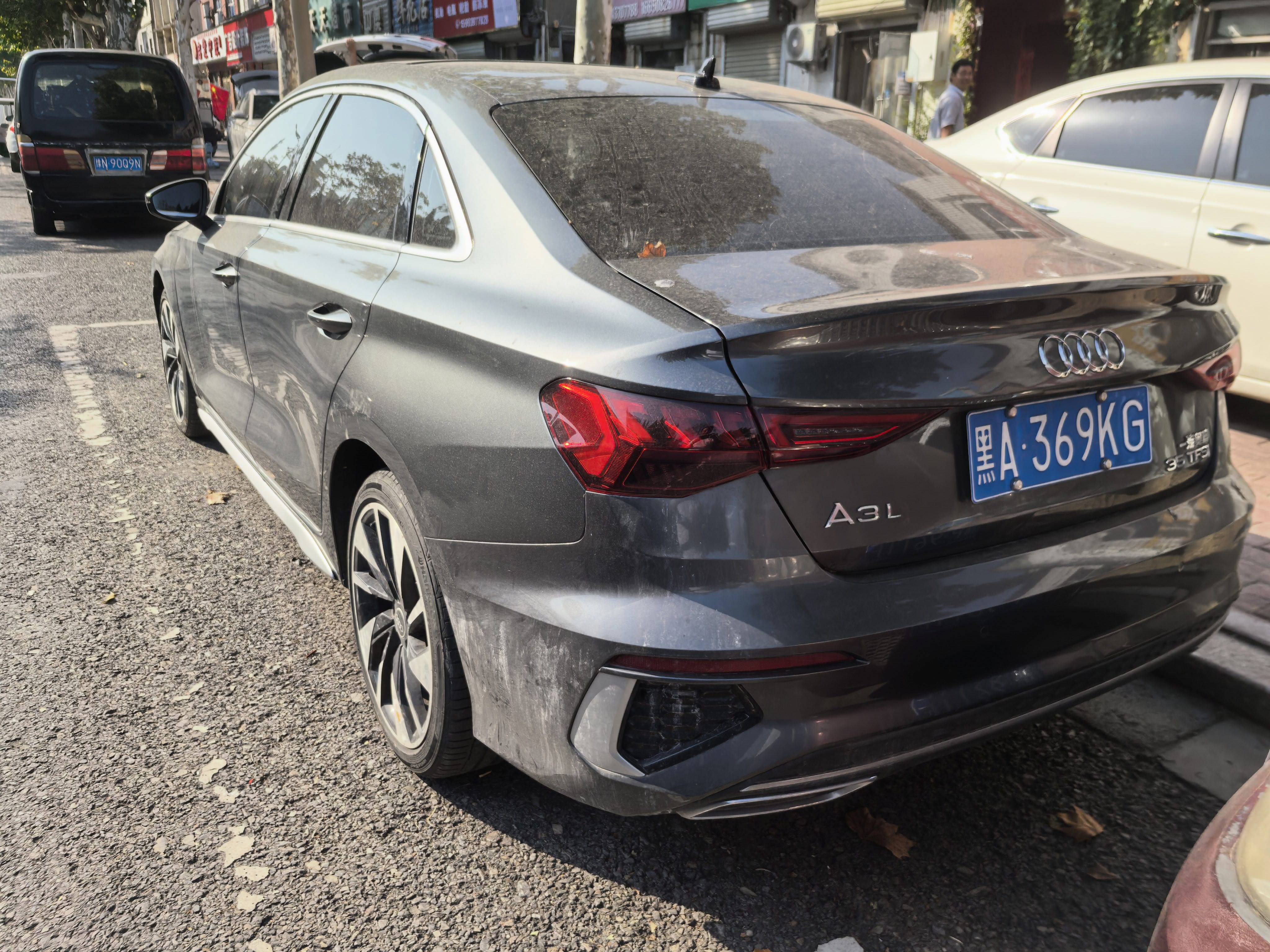 Audi A3L Limousine 2023 Facelift 35 TFSI Luxury Sporty