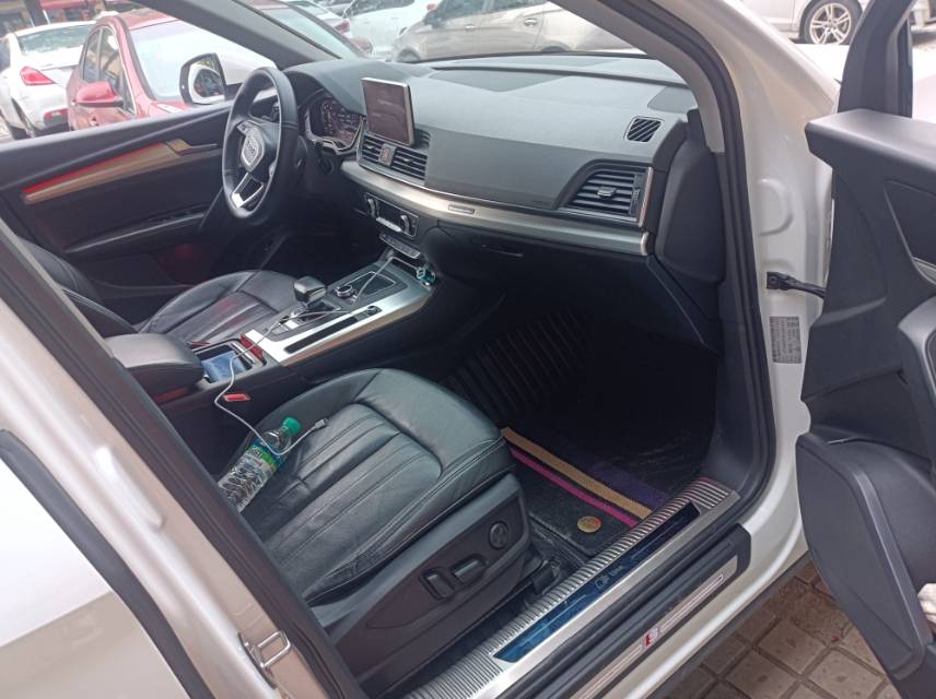 Audi 2020 Q5L 2.0TFSI 40TFSI Facelift