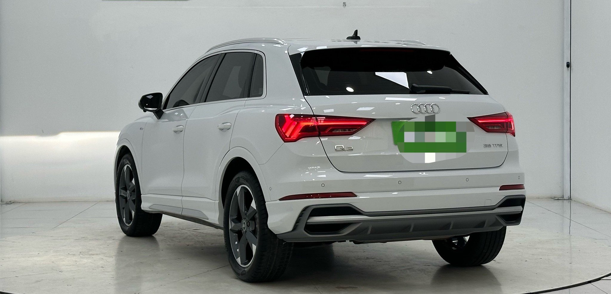 Audi 2022 Q3 35 TFSI